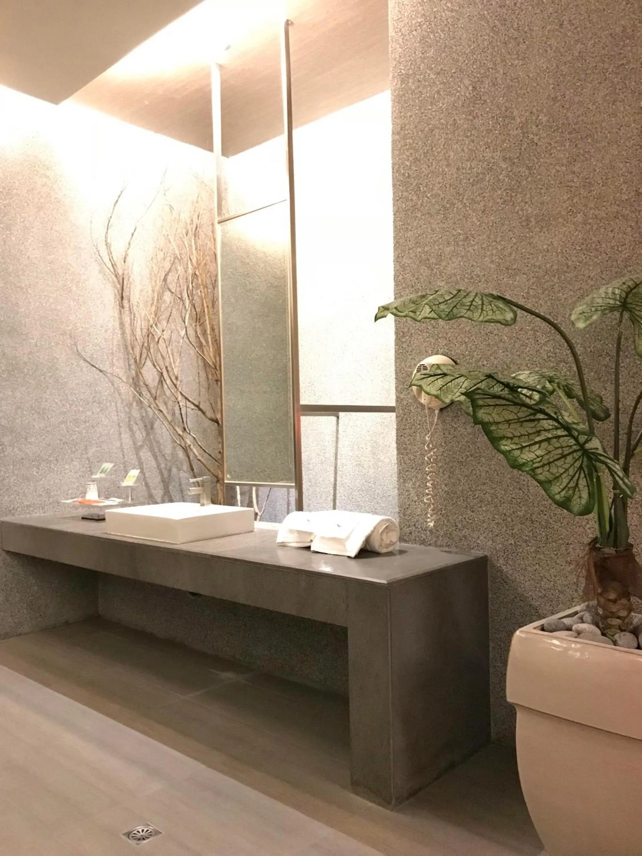 Bathroom in Hiye Fashion Motel