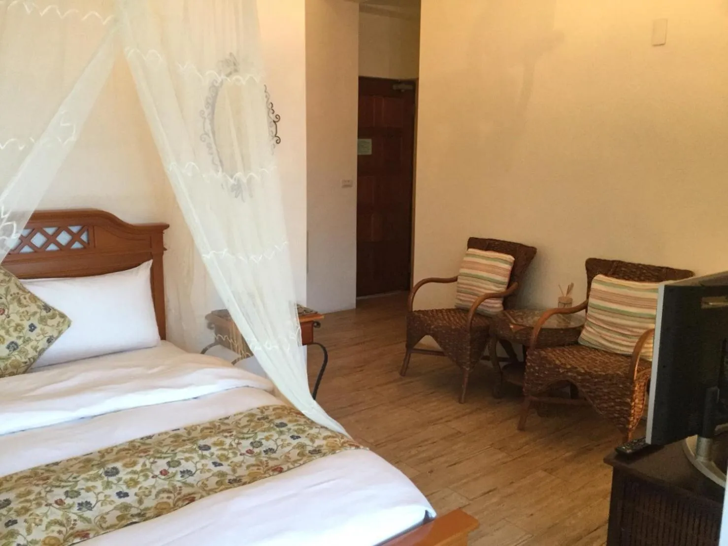 Double Room with Balcony and Sea View in Hai Yue Homestay