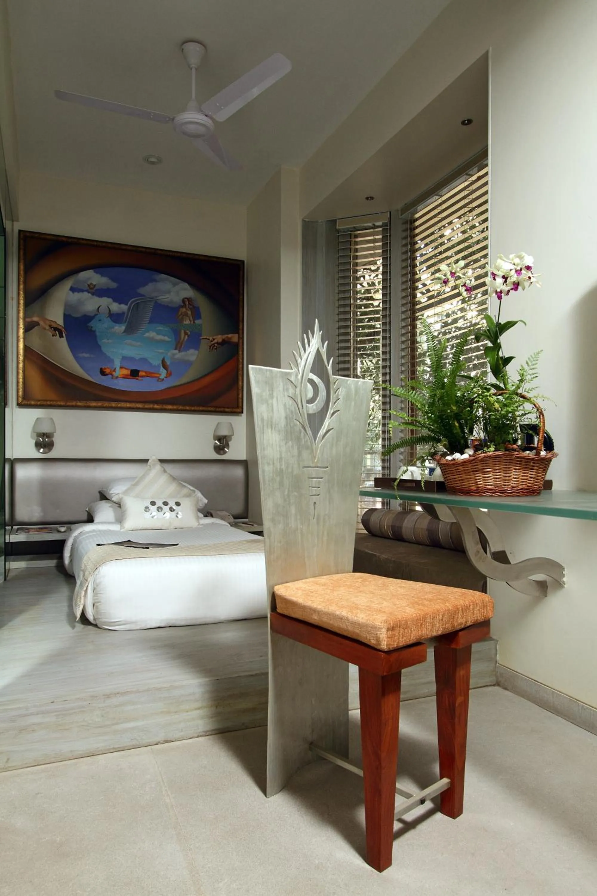 Bedroom, Bed in Le Sutra Hotel, Khar, Mumbai