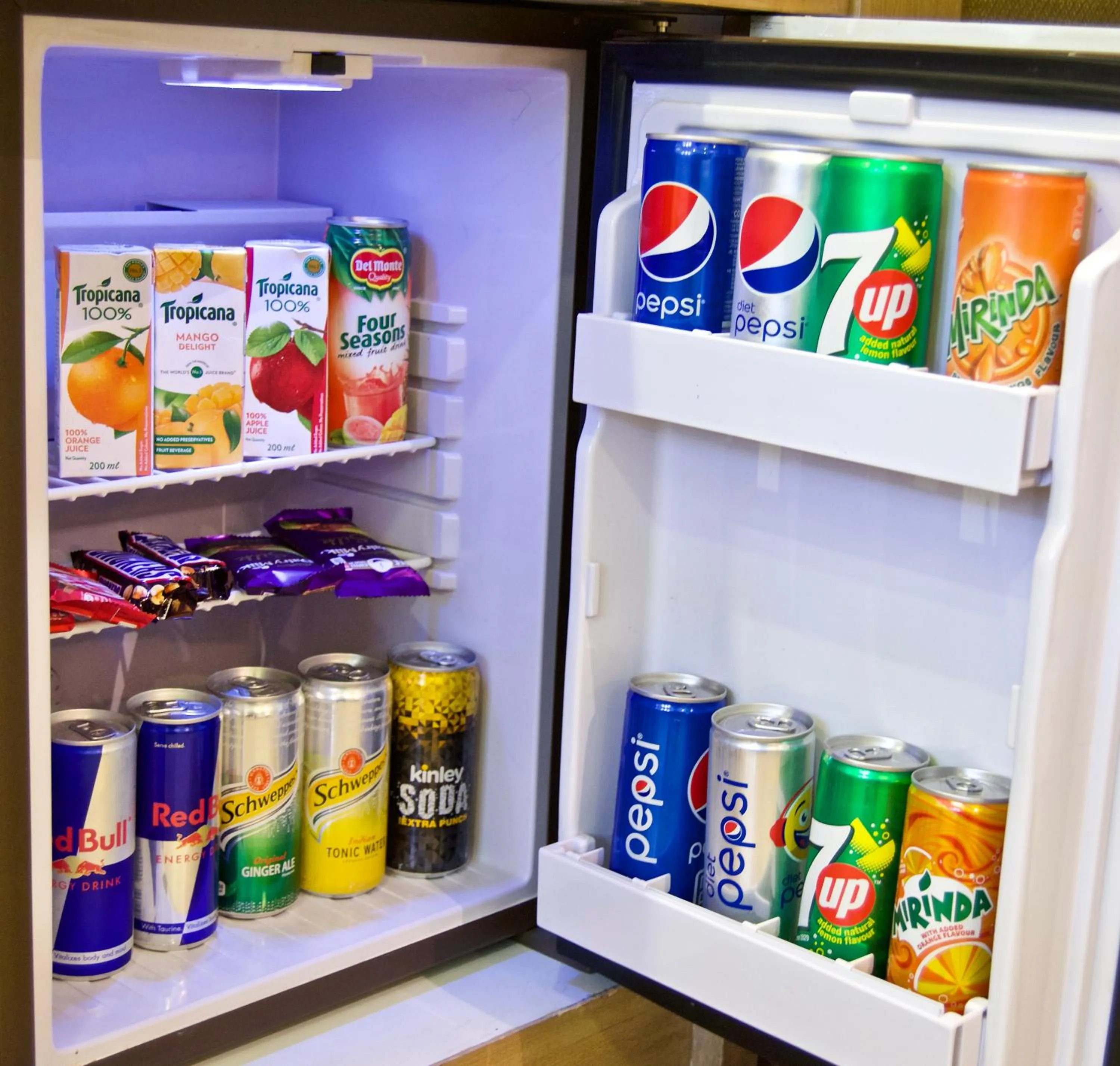 Food and drinks in Le Sutra Hotel, Khar, Mumbai