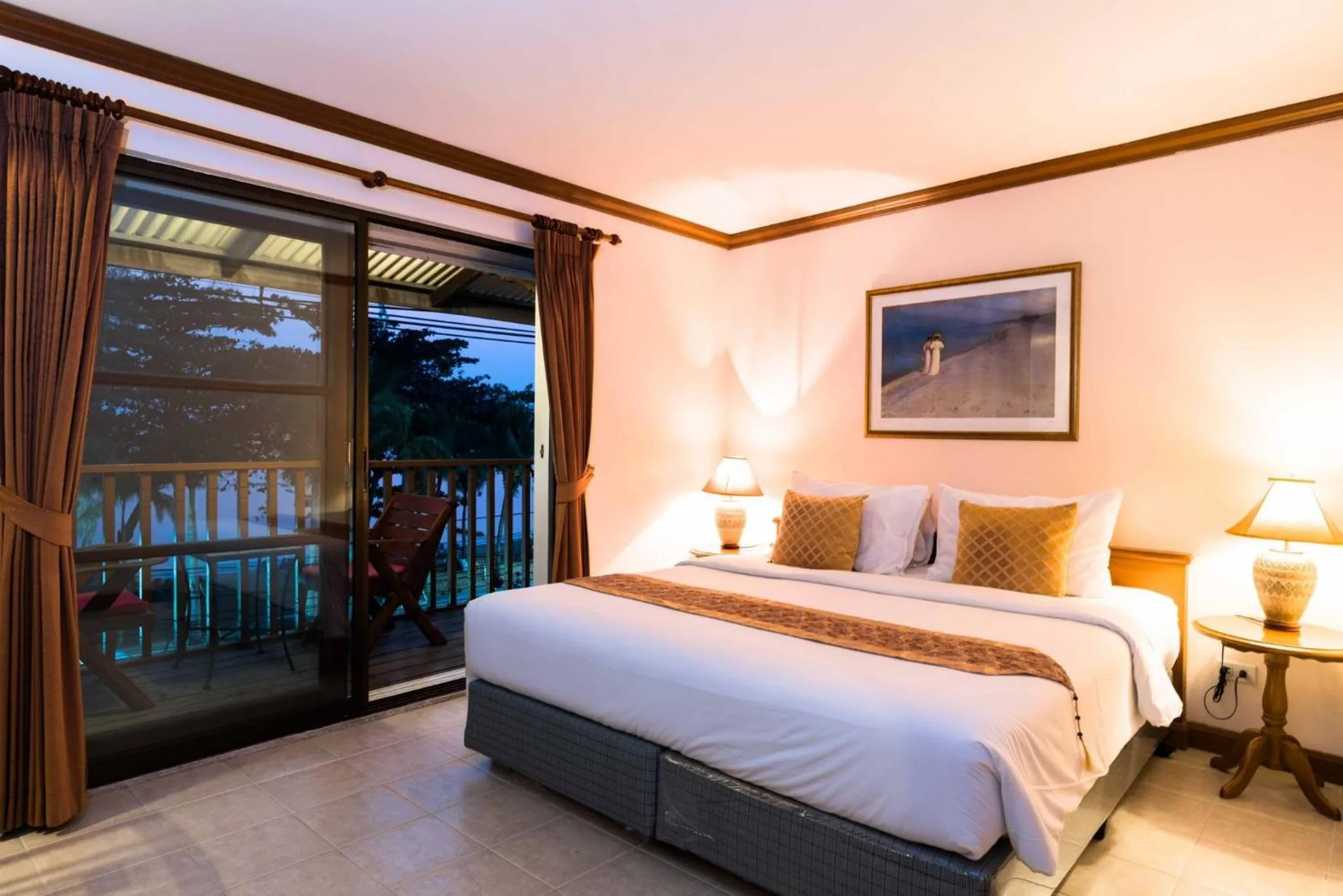 Bed in Jomtien Boathouse