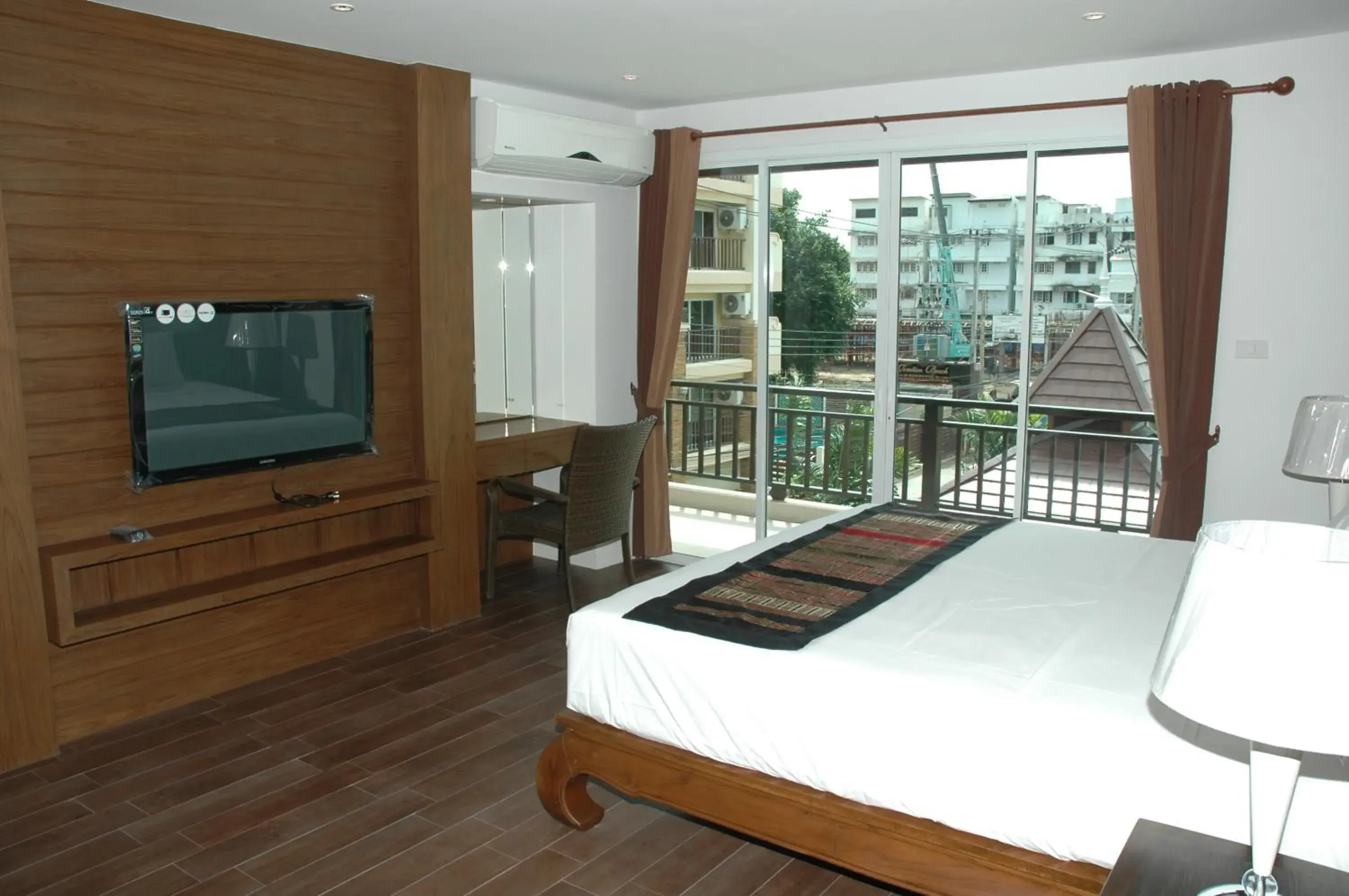 Deluxe Studio in Jomtien Beach Penthouses Deluxe Studio in Jomtien Beach Penthouses