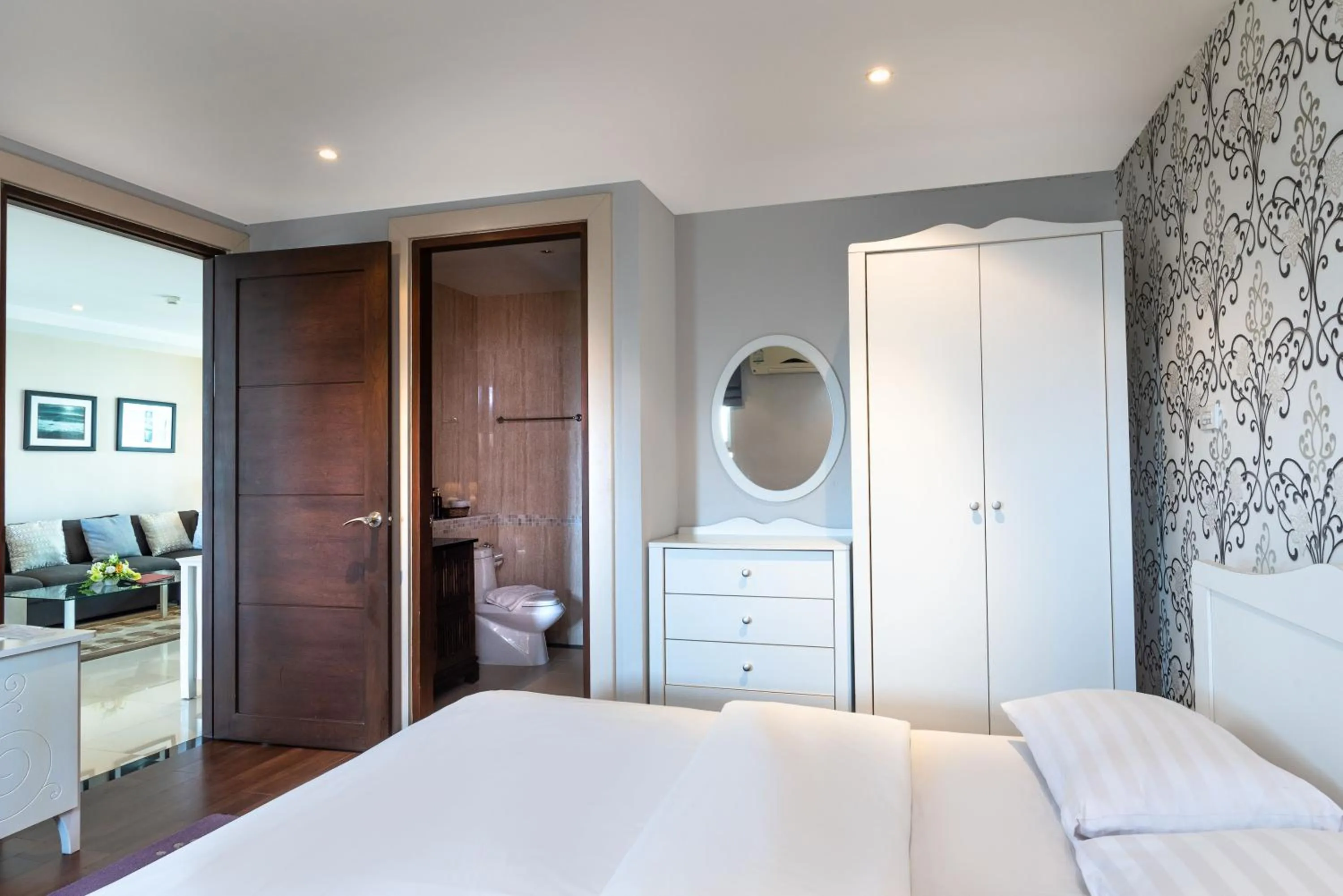 Bed in Jomtien Beach Penthouses