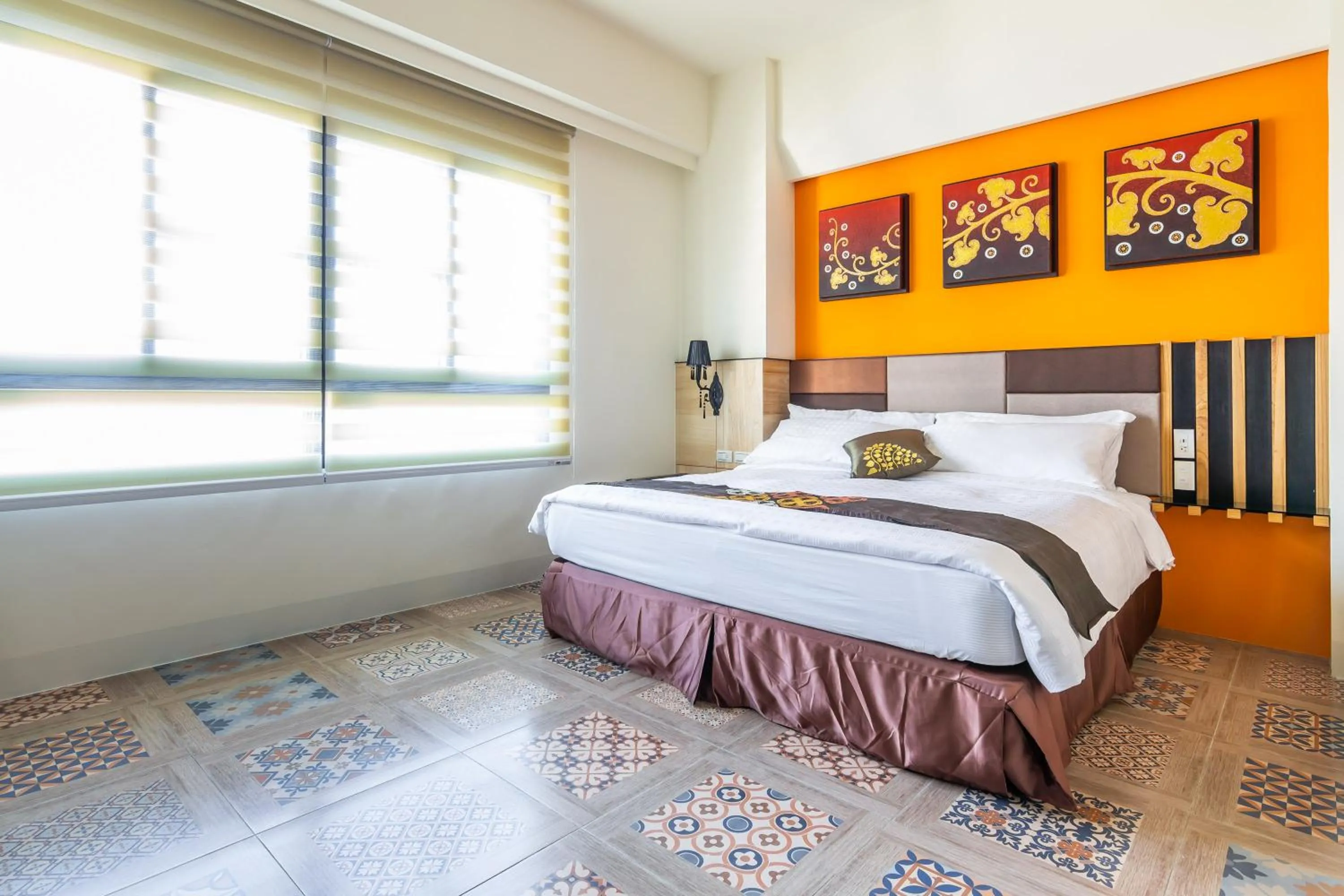 Decorative detail, Bed in Mambo Boutique Hotel