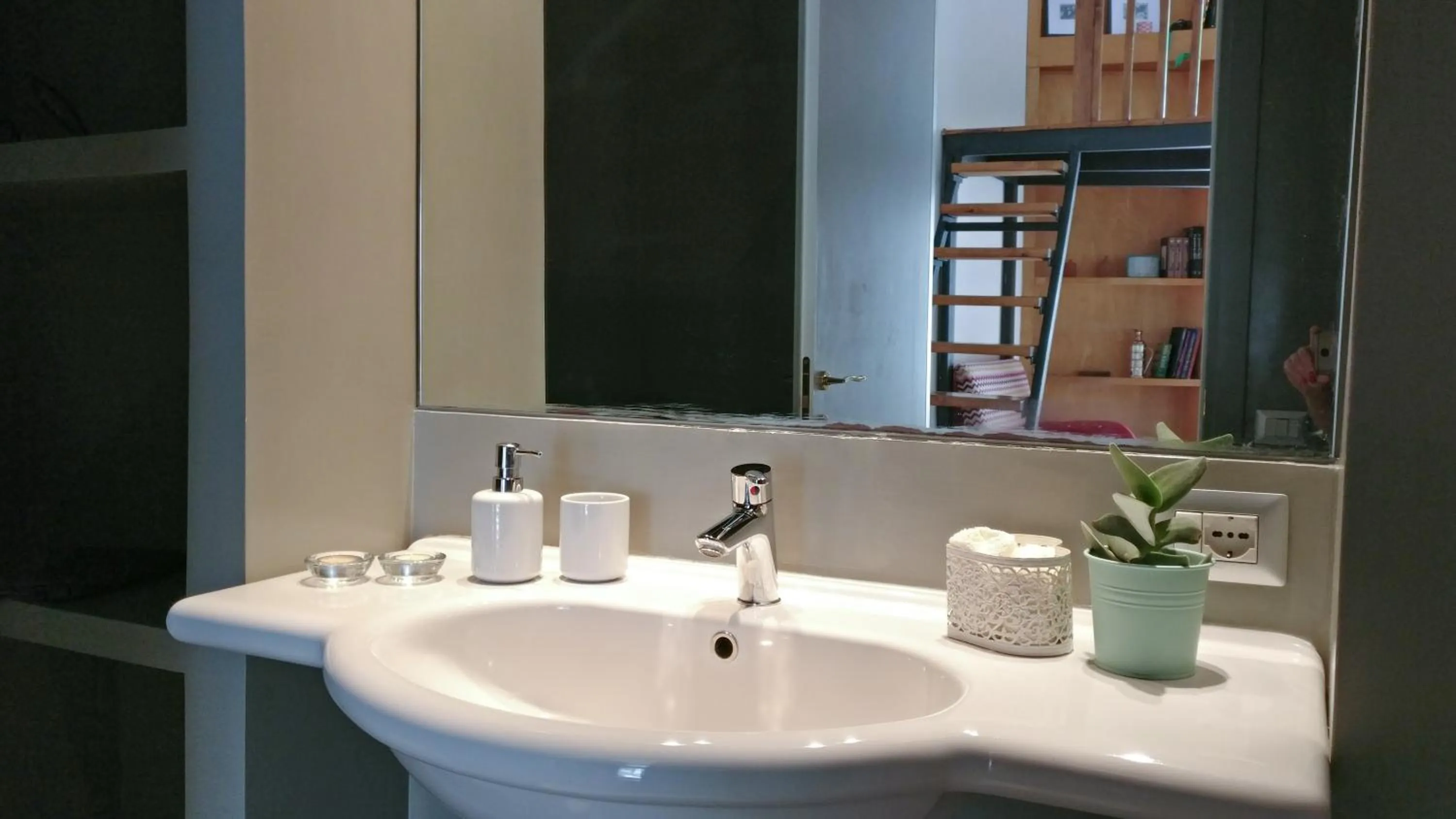 Bathroom in Sa Prazza GuestHouse