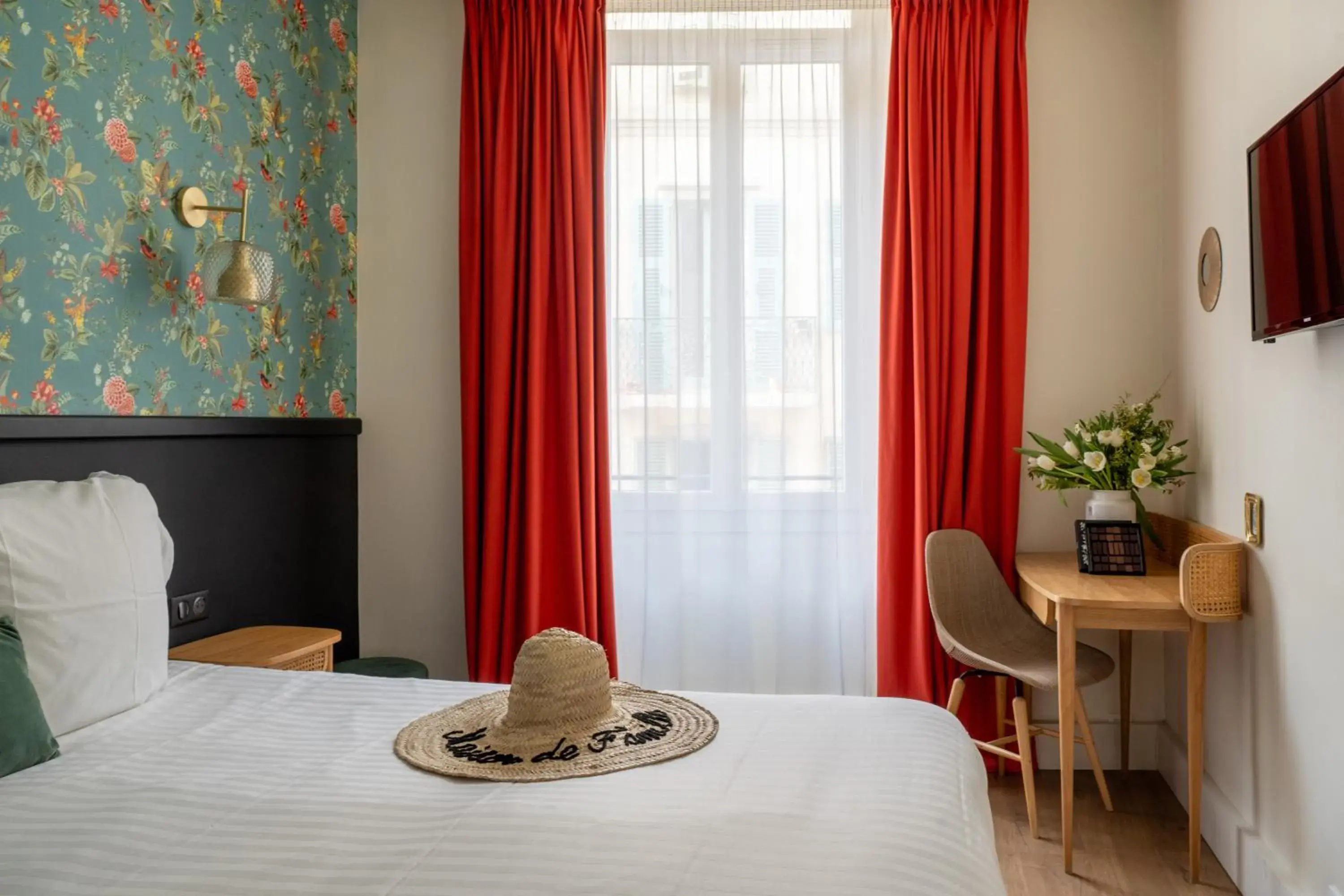 Comfort Double Room in Hotel La Villa Nice Promenade Comfort Double Room in Hotel La Villa Nice Promenade