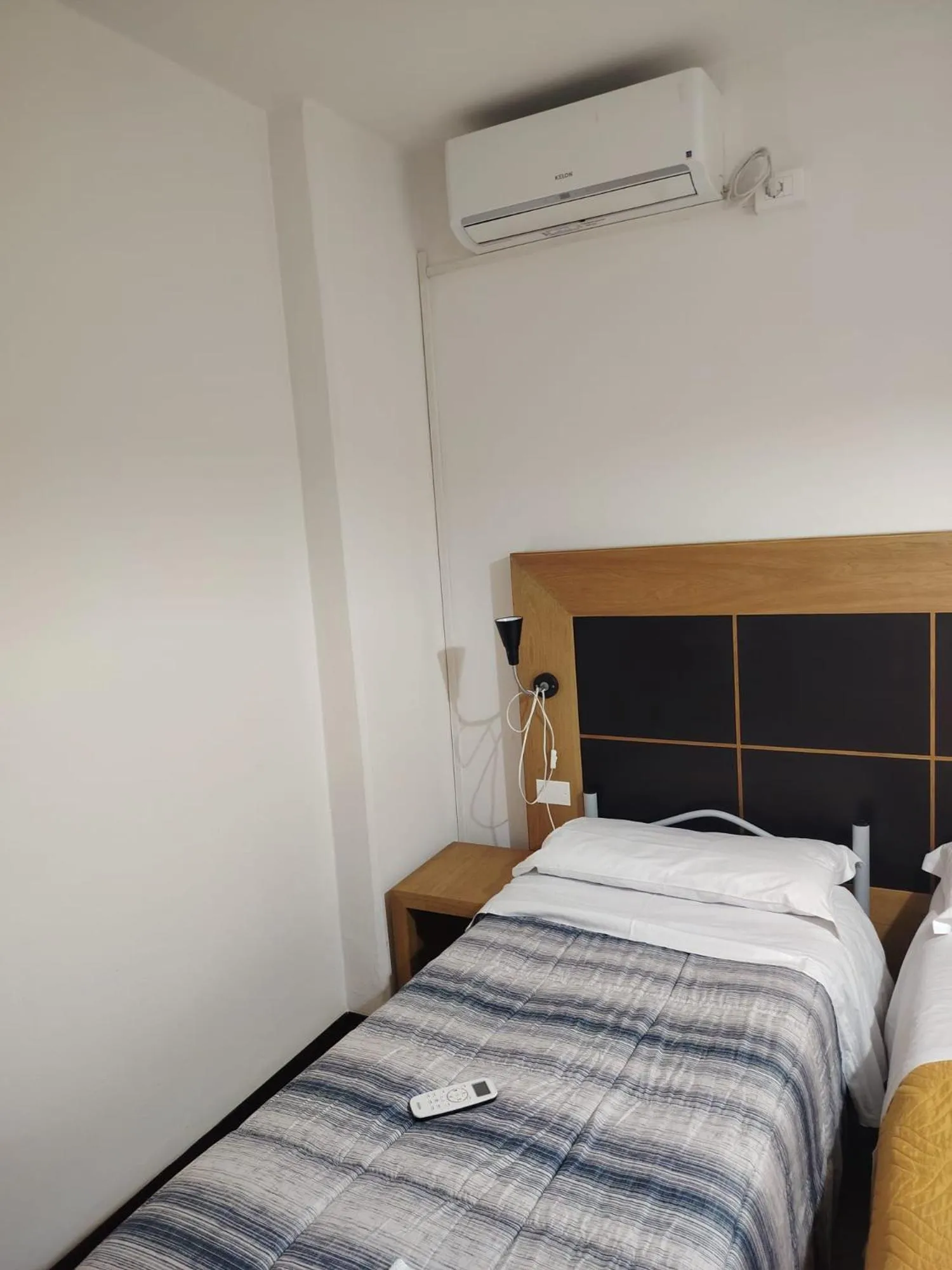 Bedroom, Bed in Duna camere con bagno