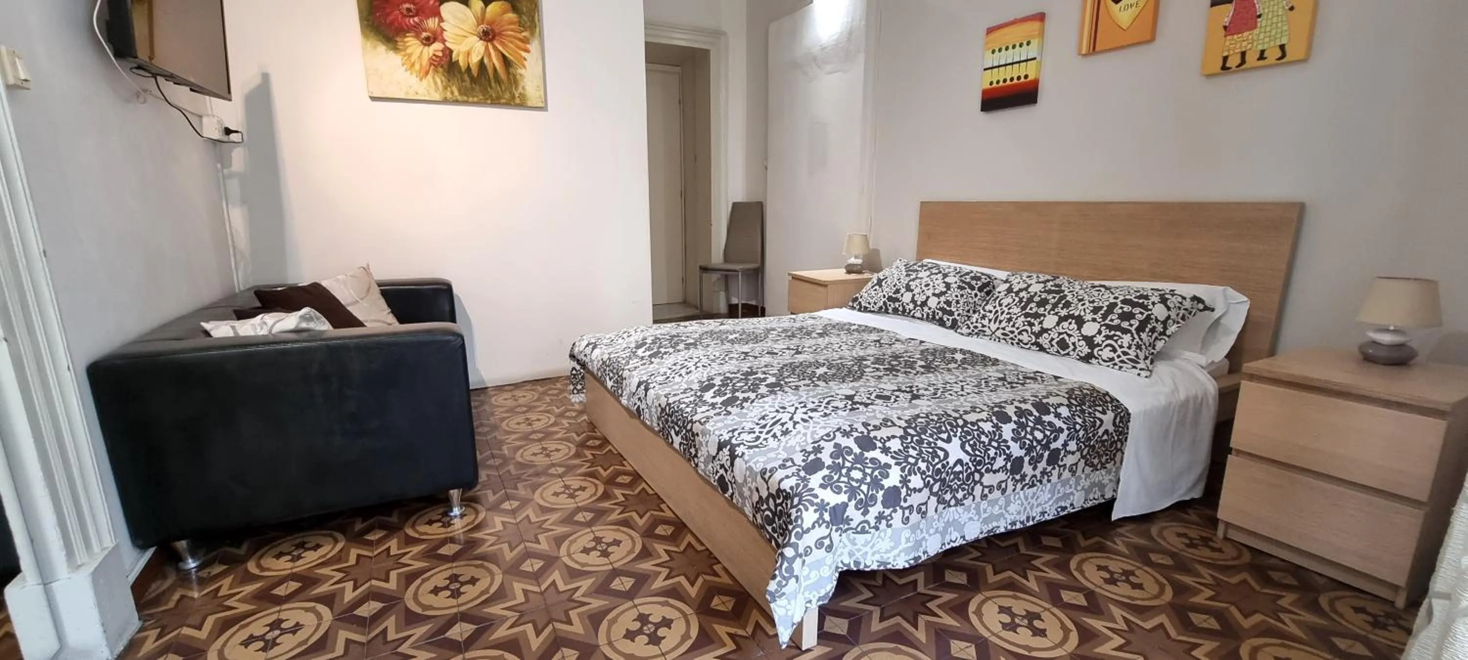 hair dresser, Bed in Cortile Stesicoro