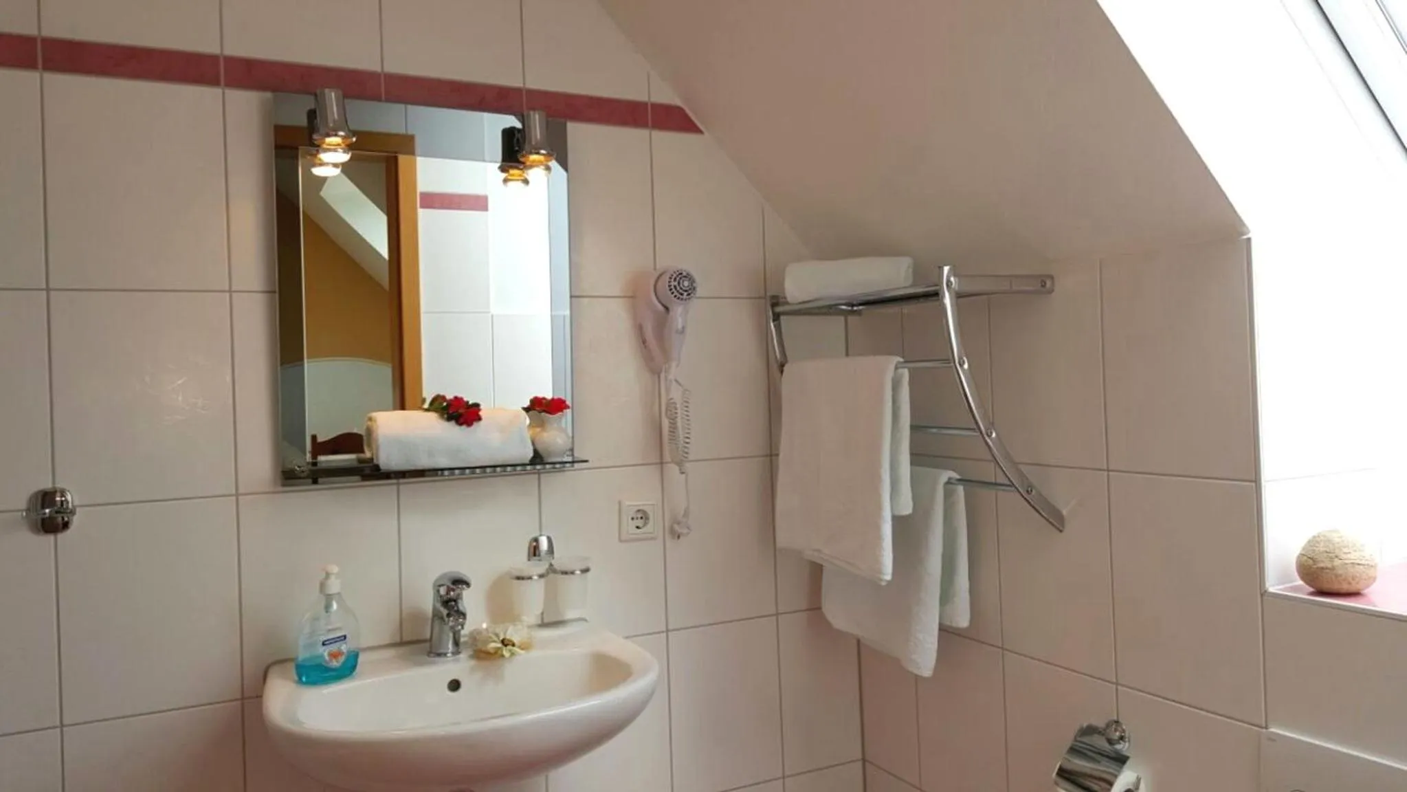 Shower in Hotel "Pension Marlis"