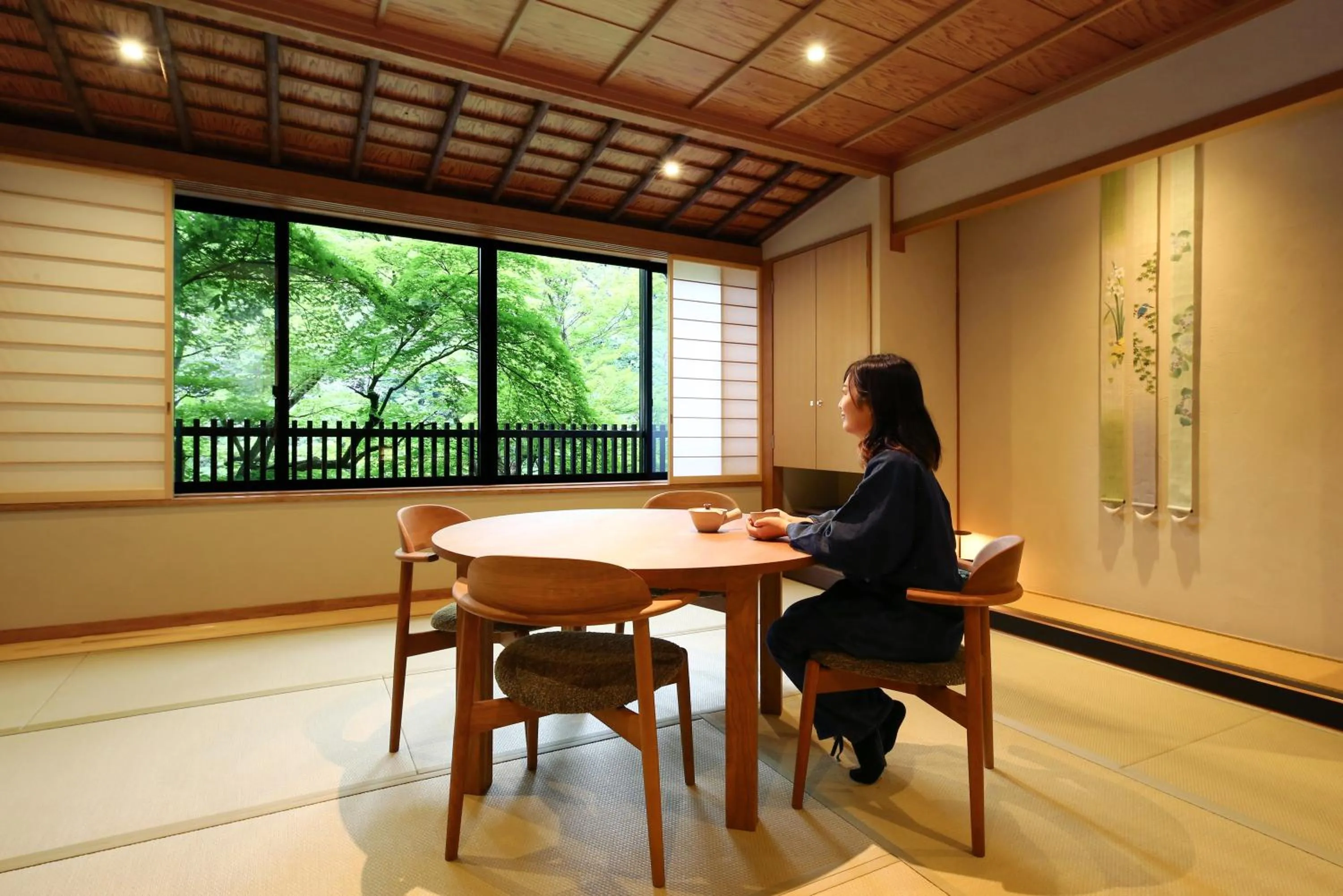 Photo of the whole room in Kyousen