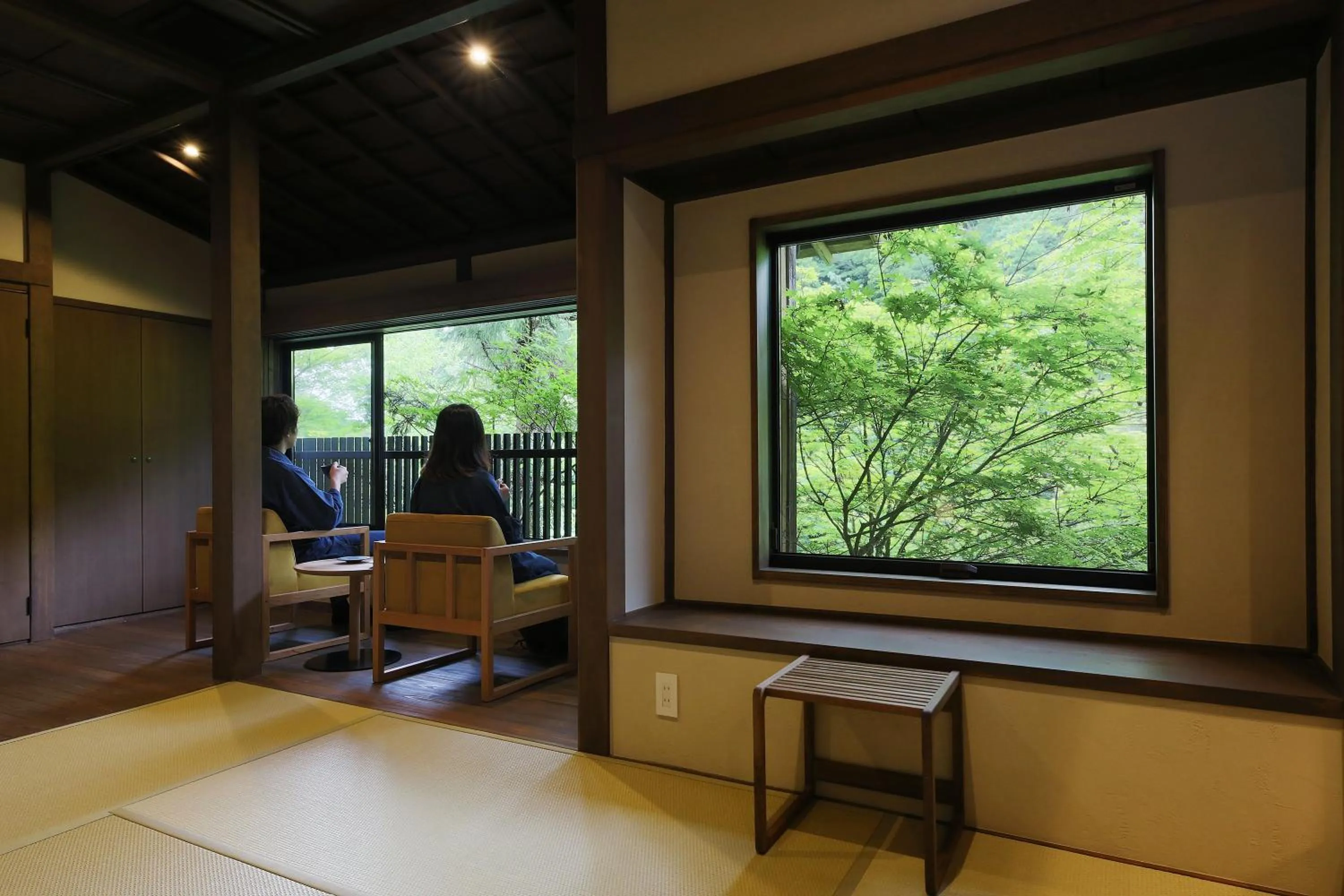 Photo of the whole room in Kyousen