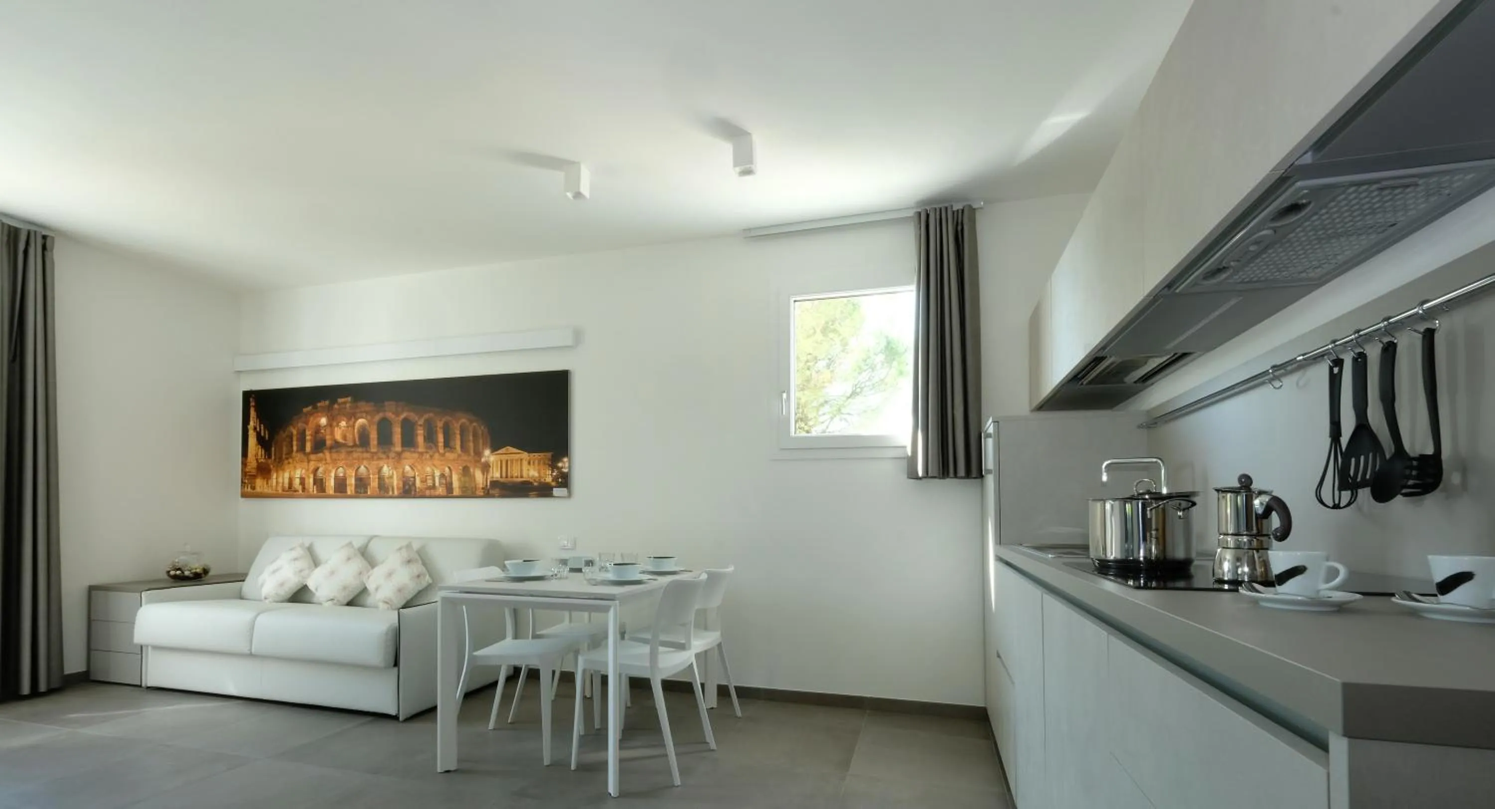 Kitchen or kitchenette in Relais Villa Clodia