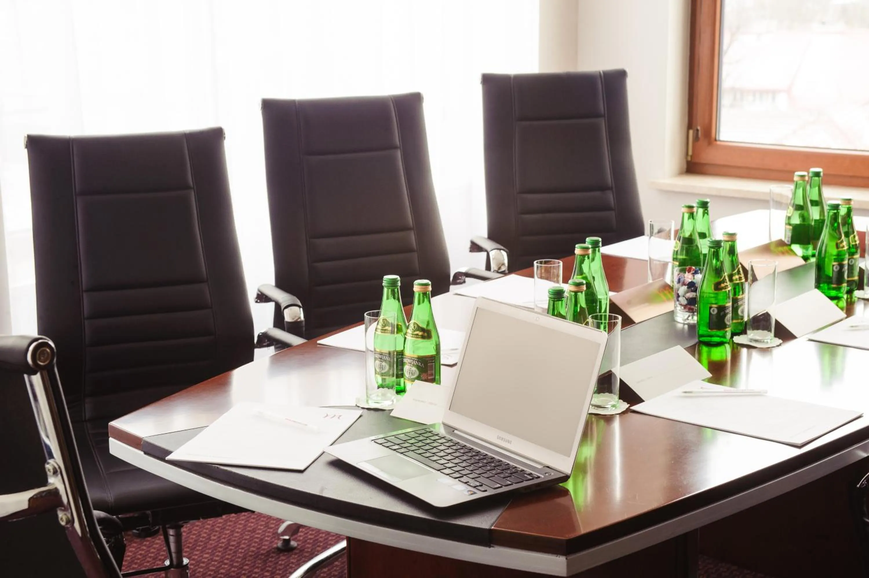 Business facilities in Vestil Hotel