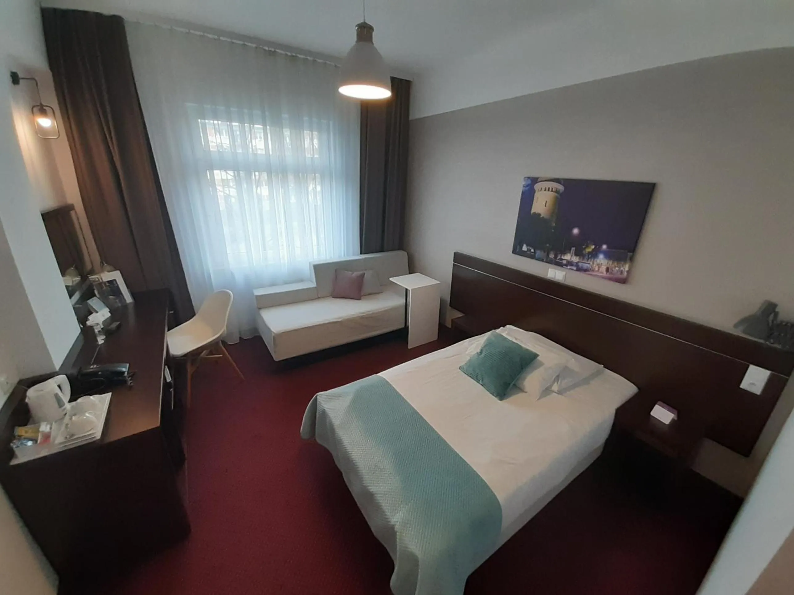 Photo of the whole room, Bed in Vestil Hotel