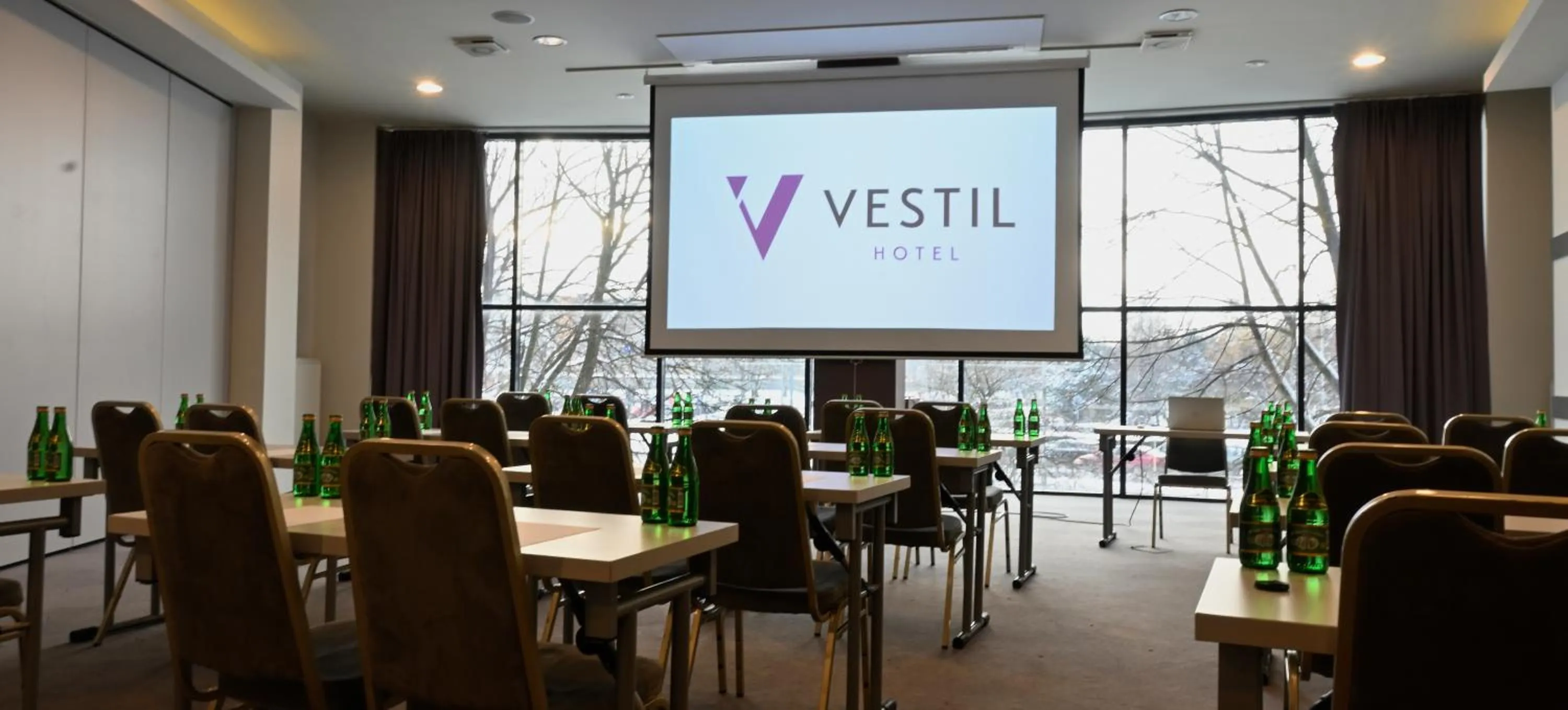 Meeting/conference room in Vestil Hotel