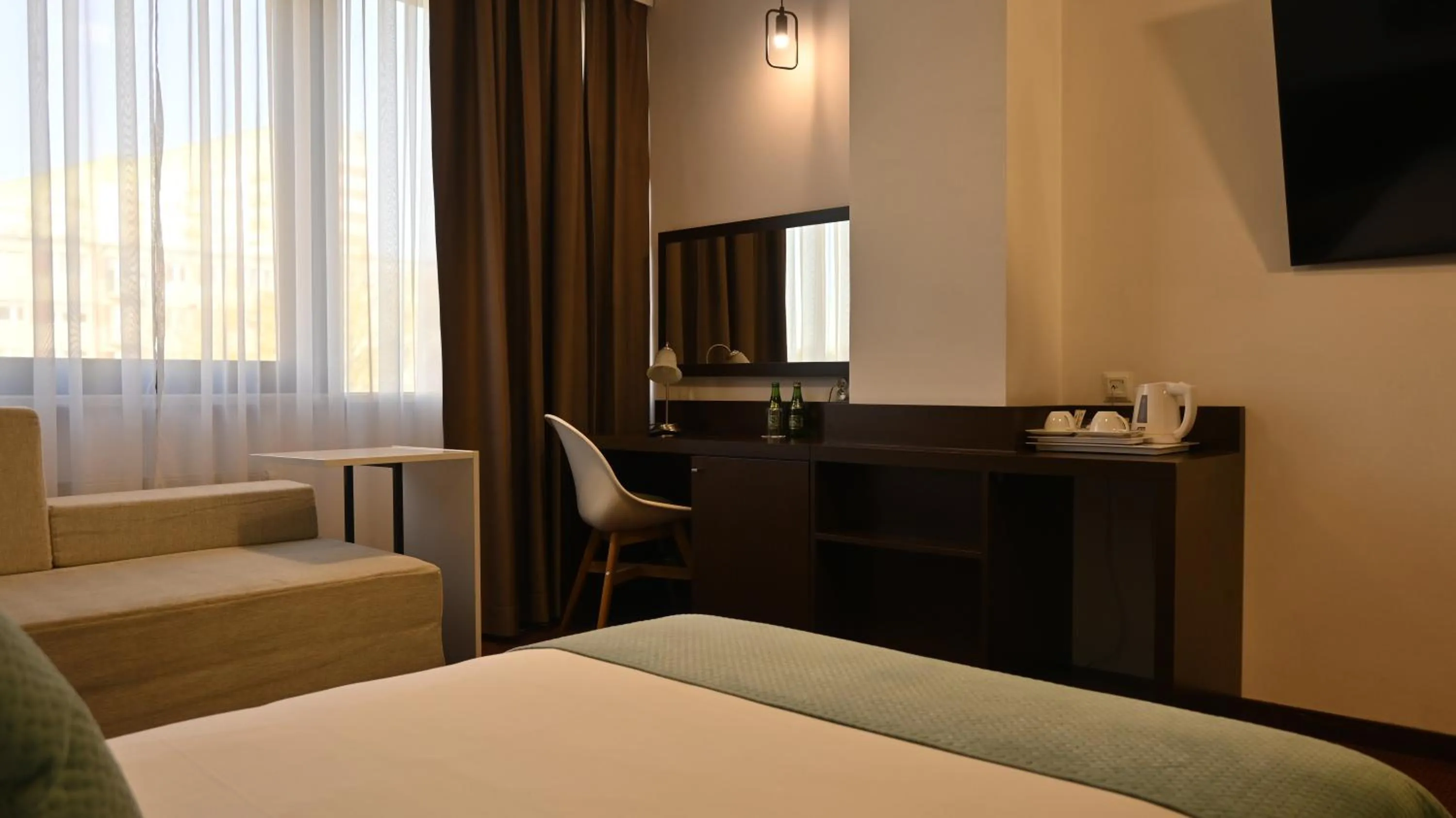 Photo of the whole room, Bed in Vestil Hotel