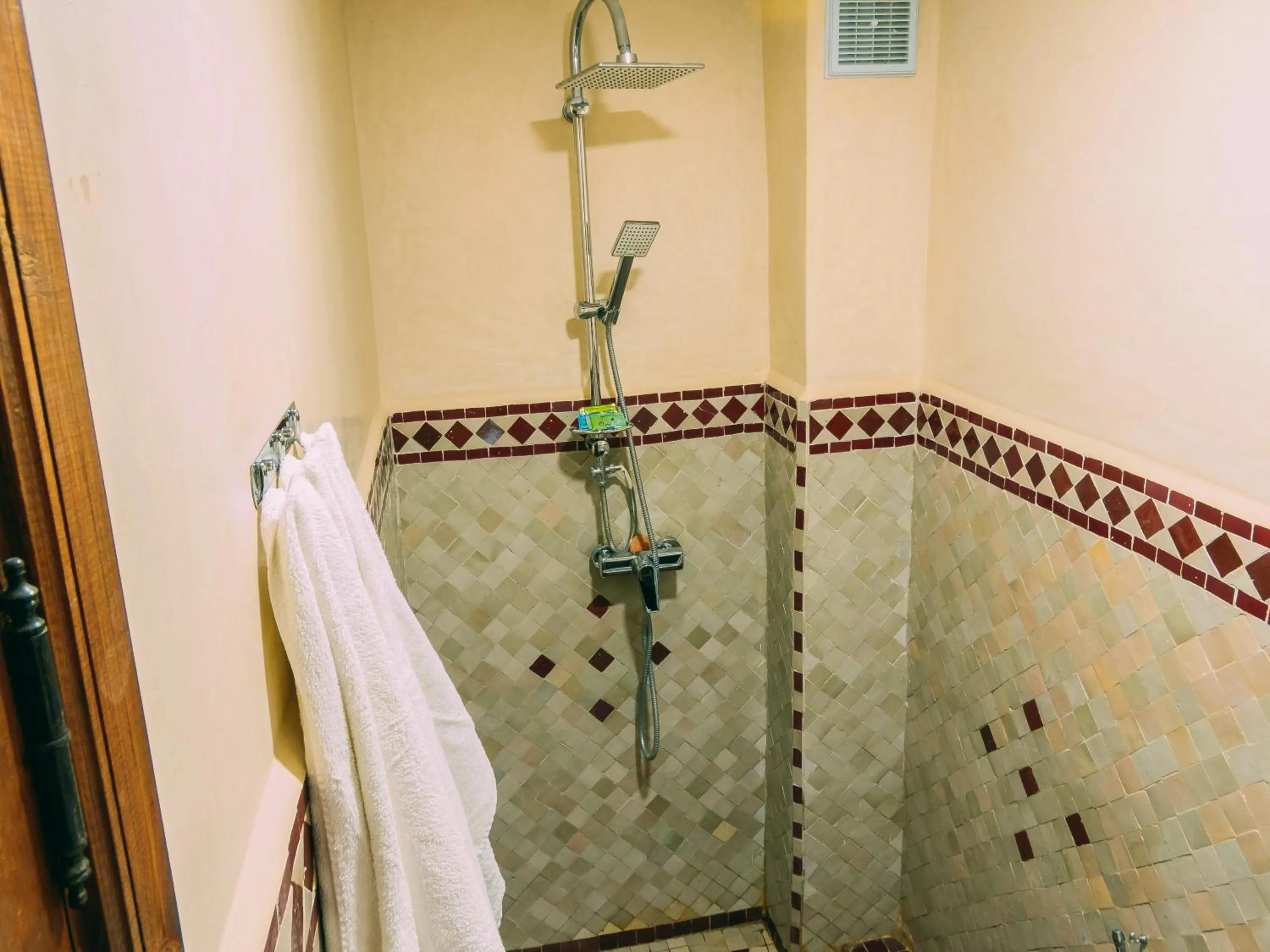 Bathroom in Riad Golf Stinia 1