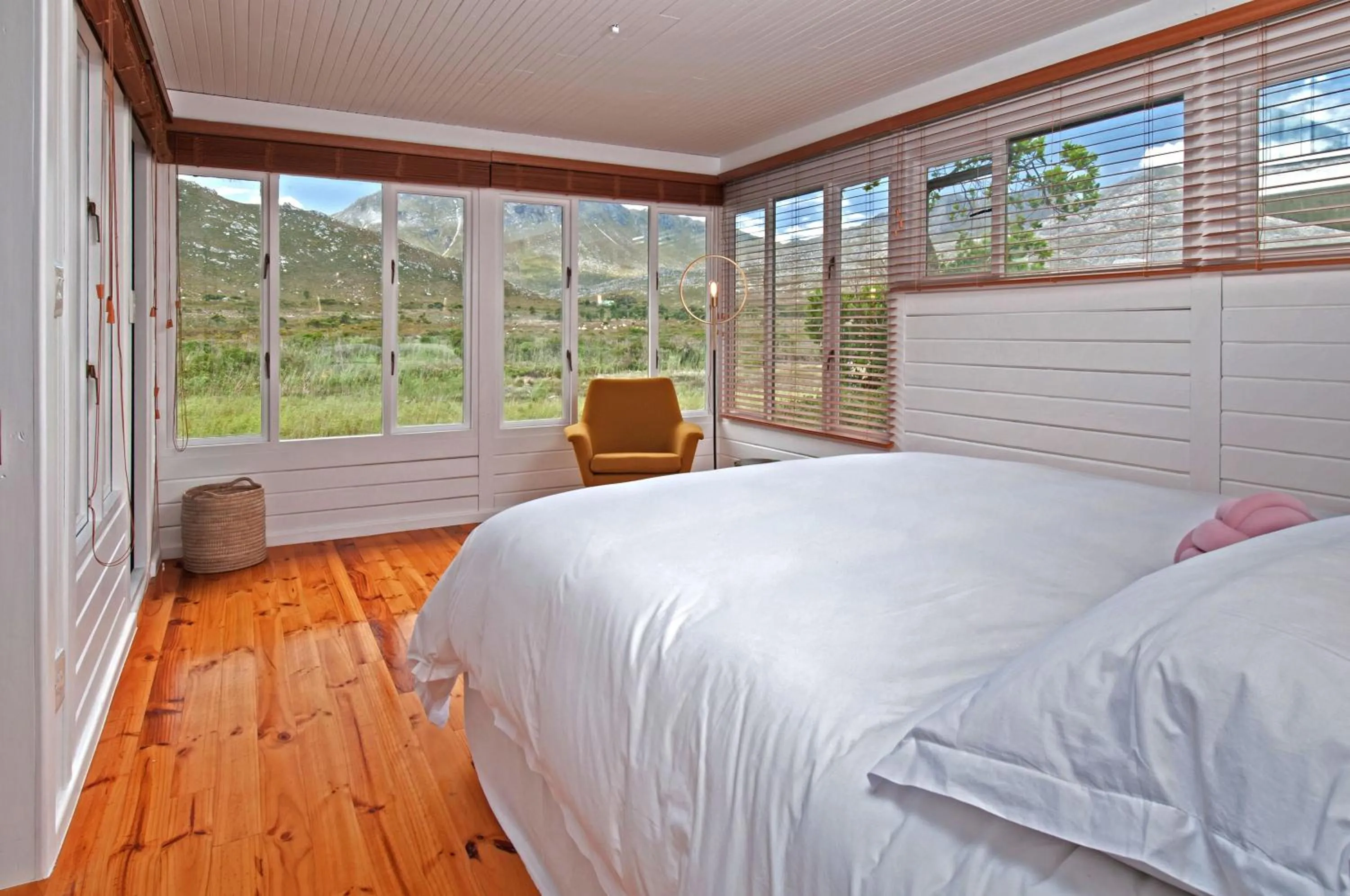 Bedroom, Bed in Moon River House