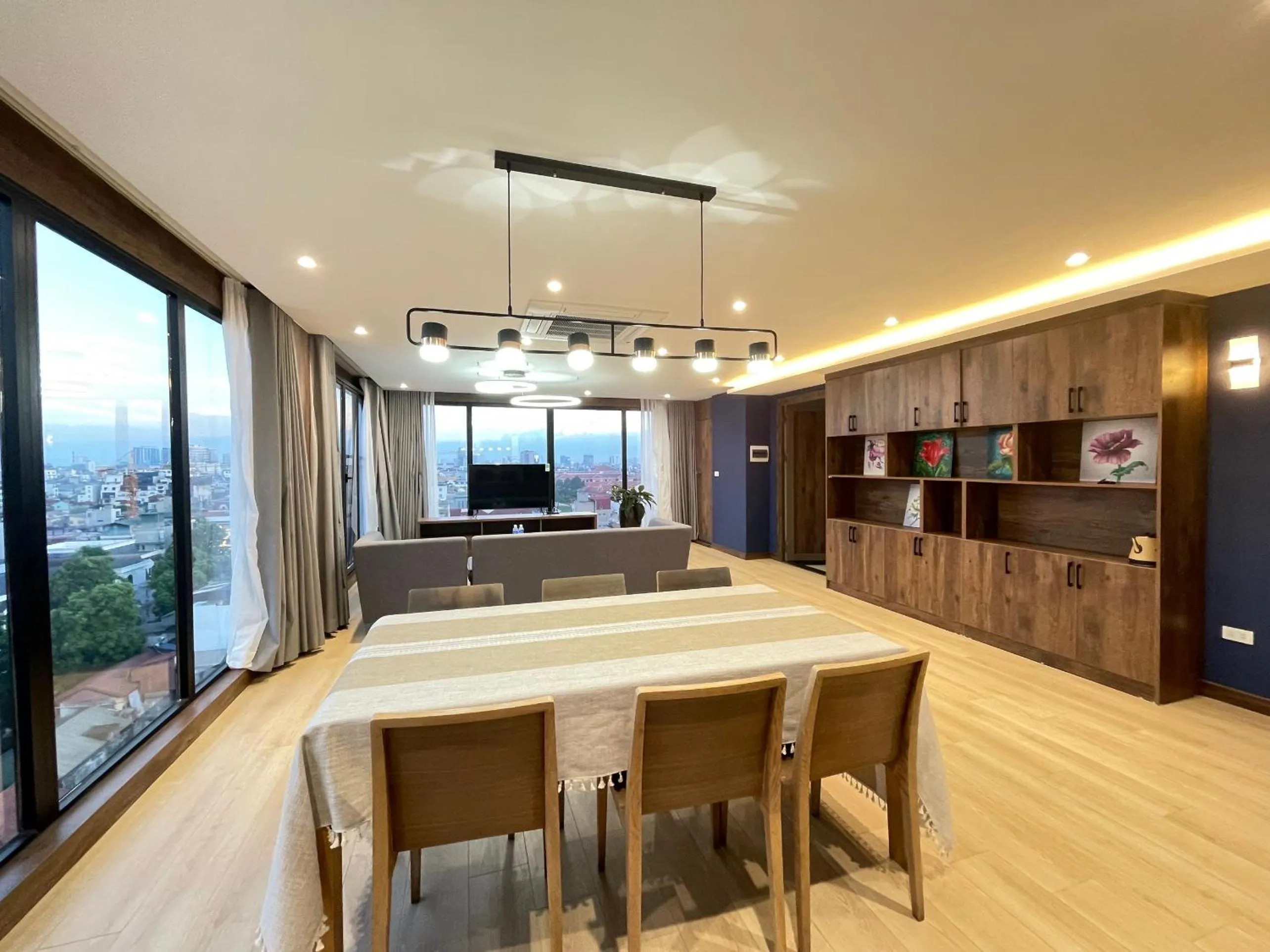 Dining area in Ficus Suites