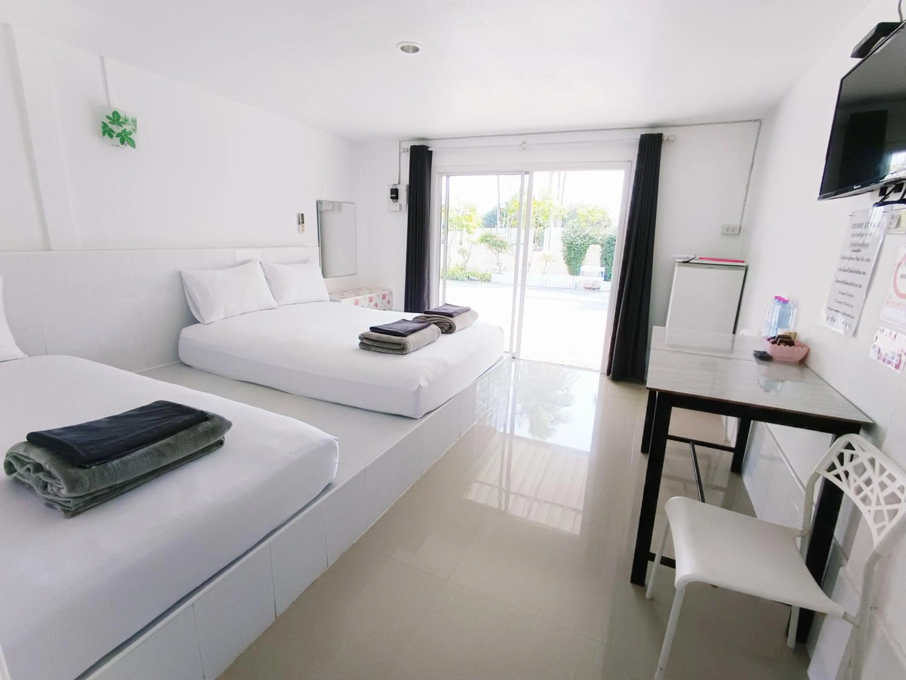 Bed in Saan Rak Resort