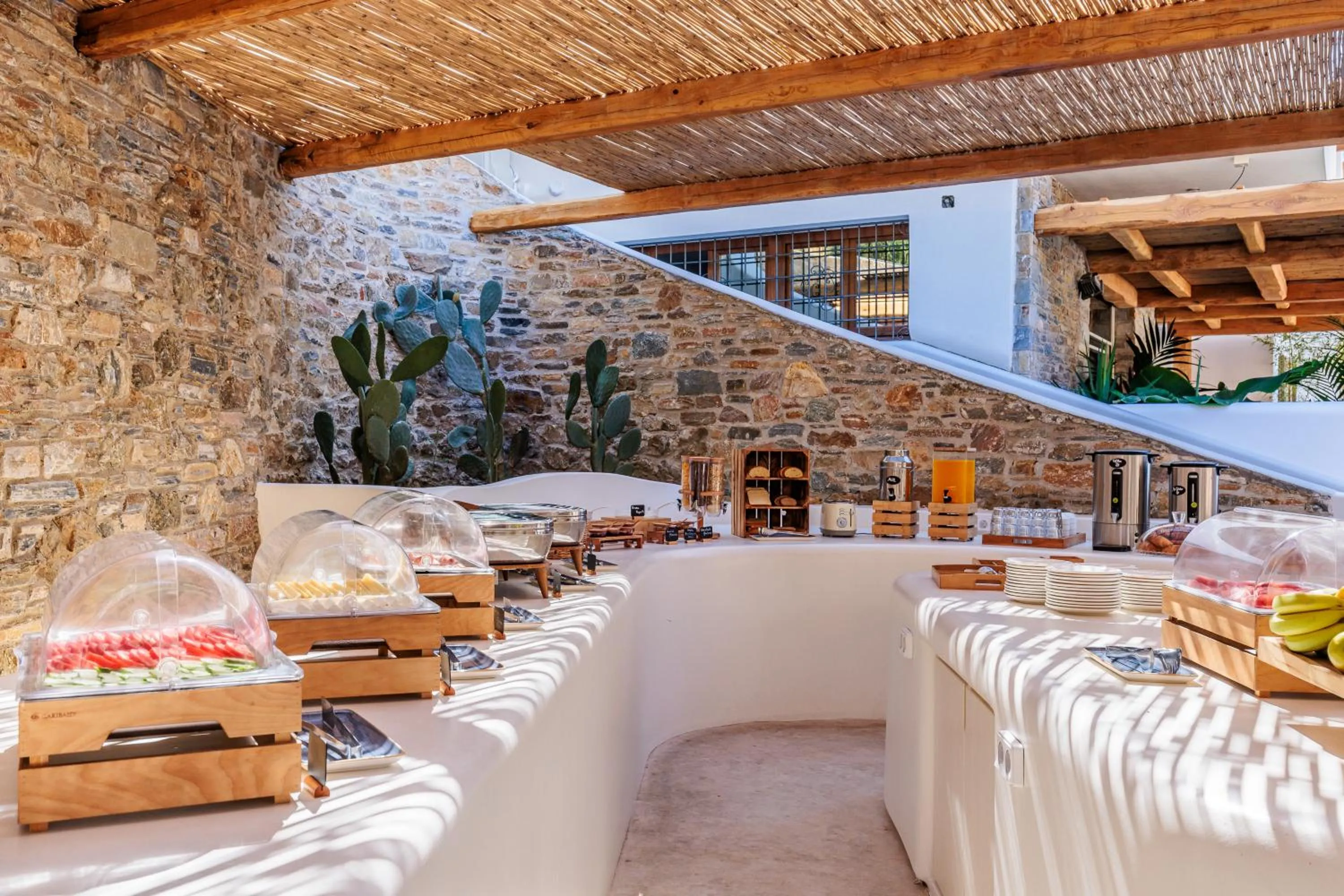 Buffet breakfast in Evlalia Studios & Villas