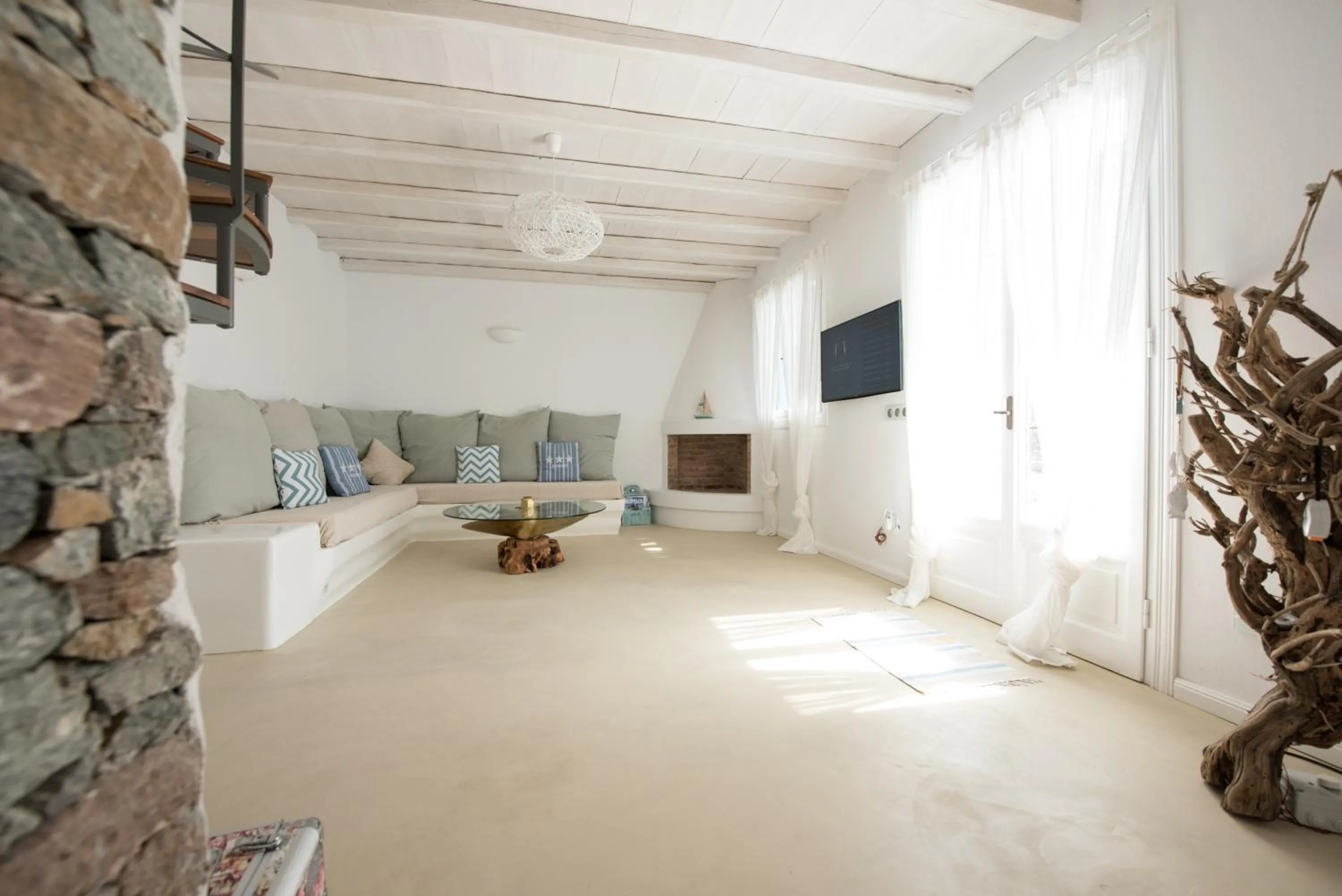 Evlalia Studios & Villas