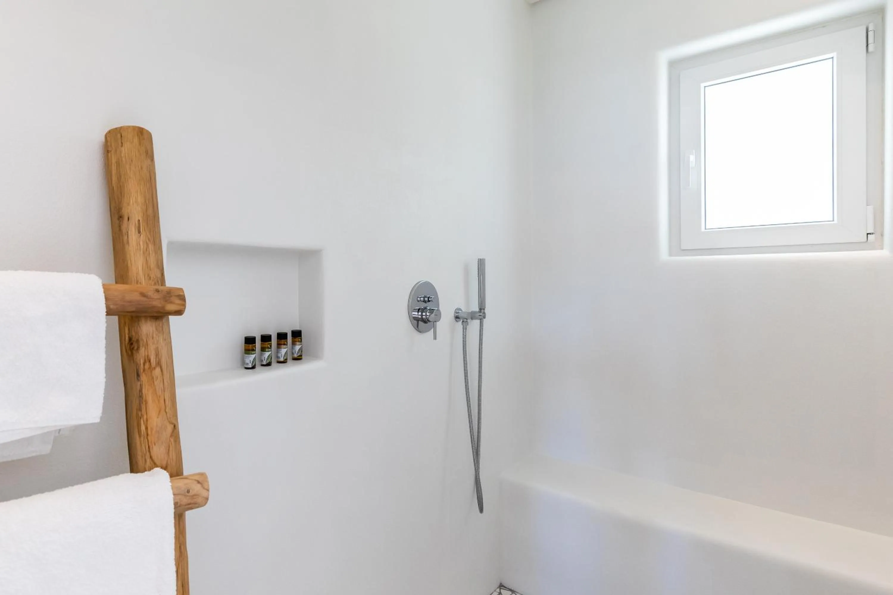 Evlalia Studios & Villas