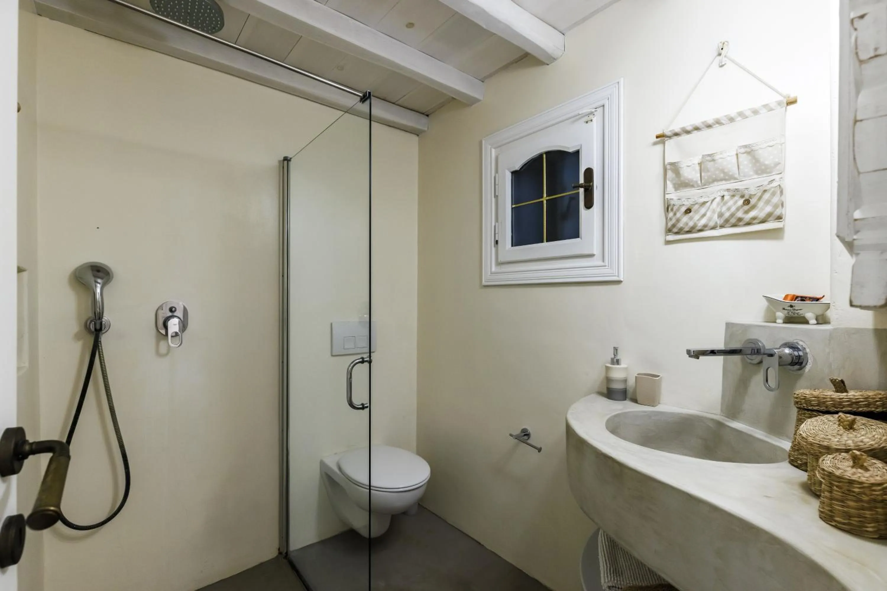 Evlalia Studios & Villas