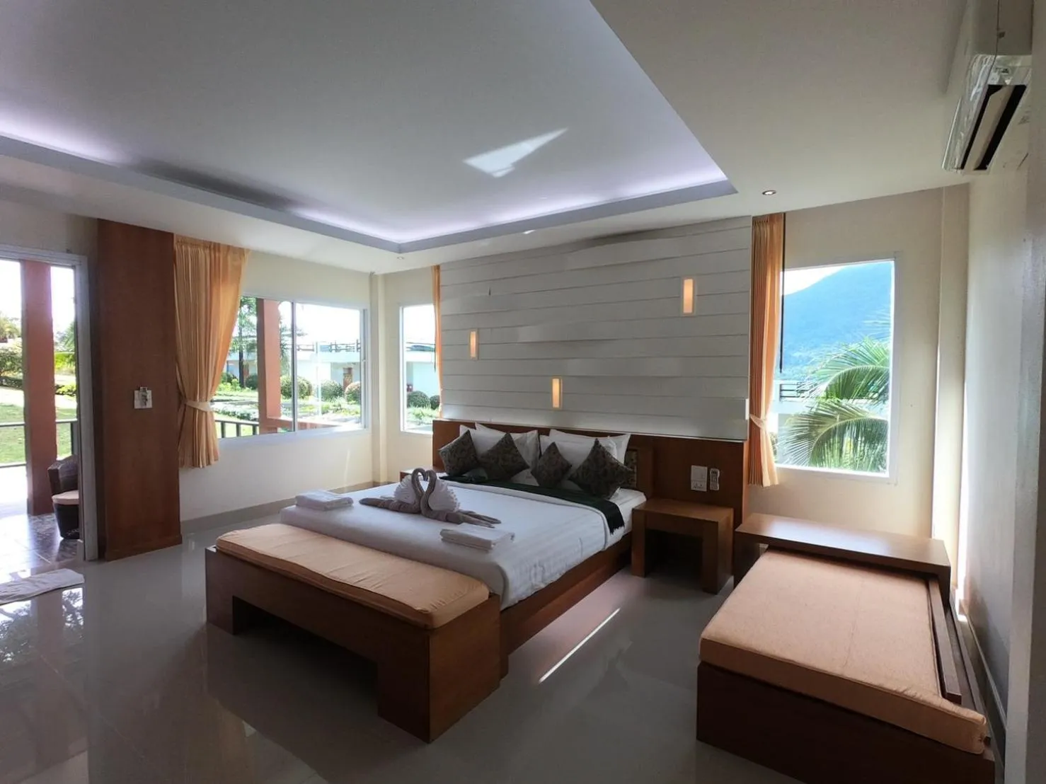 Bed in Mountain Resort Koh Lipe