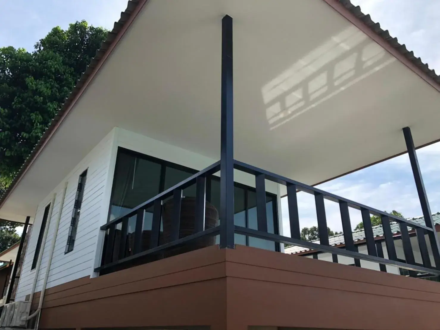 Deluxe Double Room with Balcony in Mountain Resort Koh Lipe Deluxe Double Room with Balcony in Mountain Resort Koh Lipe