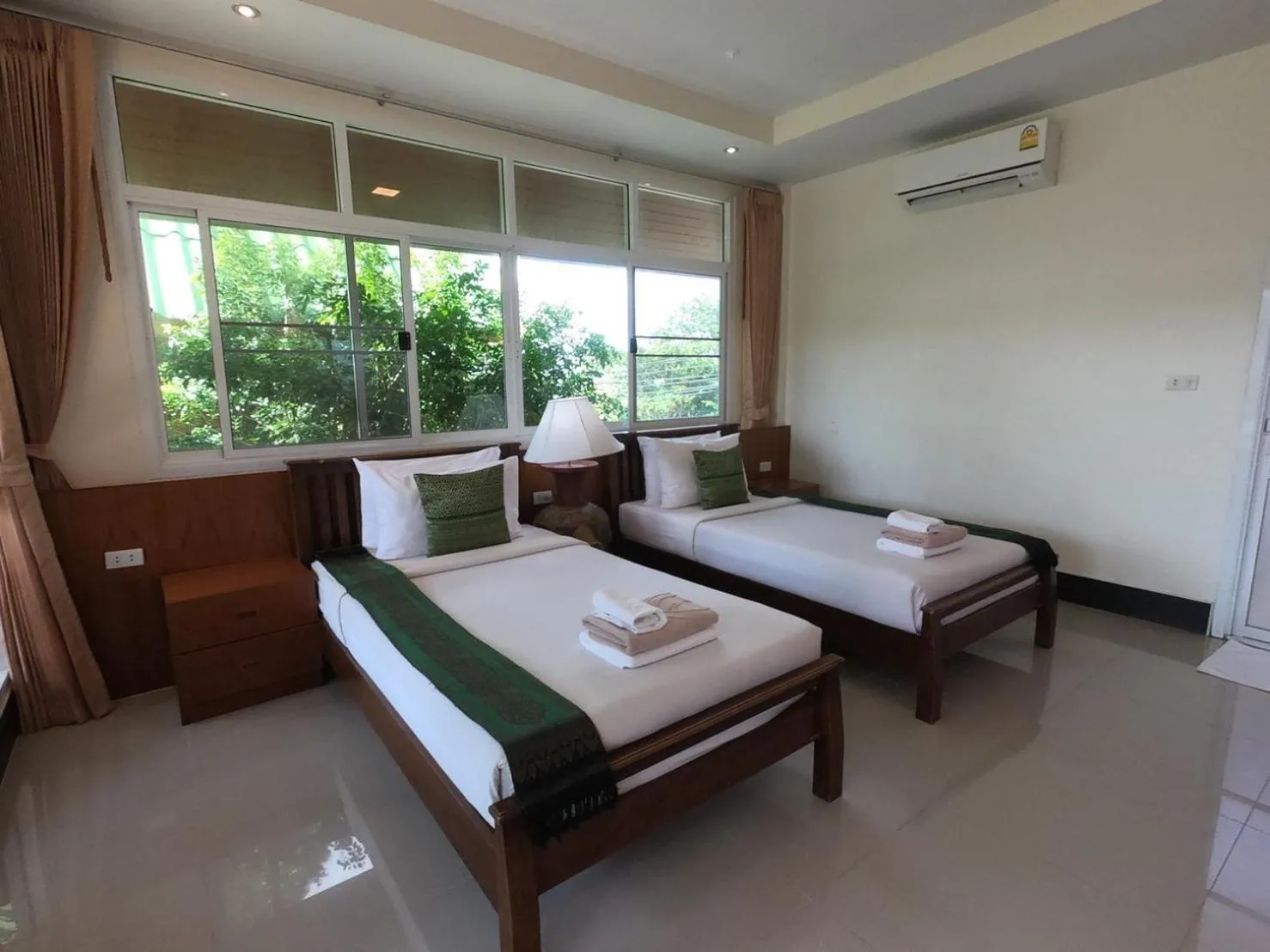 Bed in Mountain Resort Koh Lipe