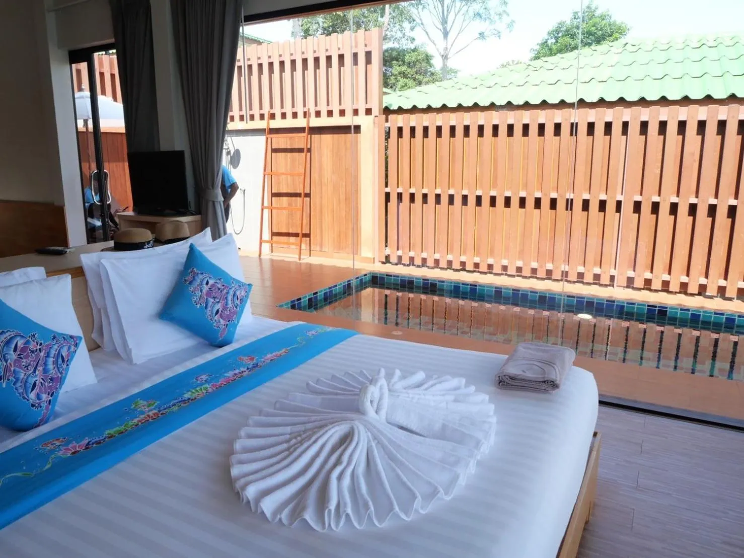 Bed in Mountain Resort Koh Lipe