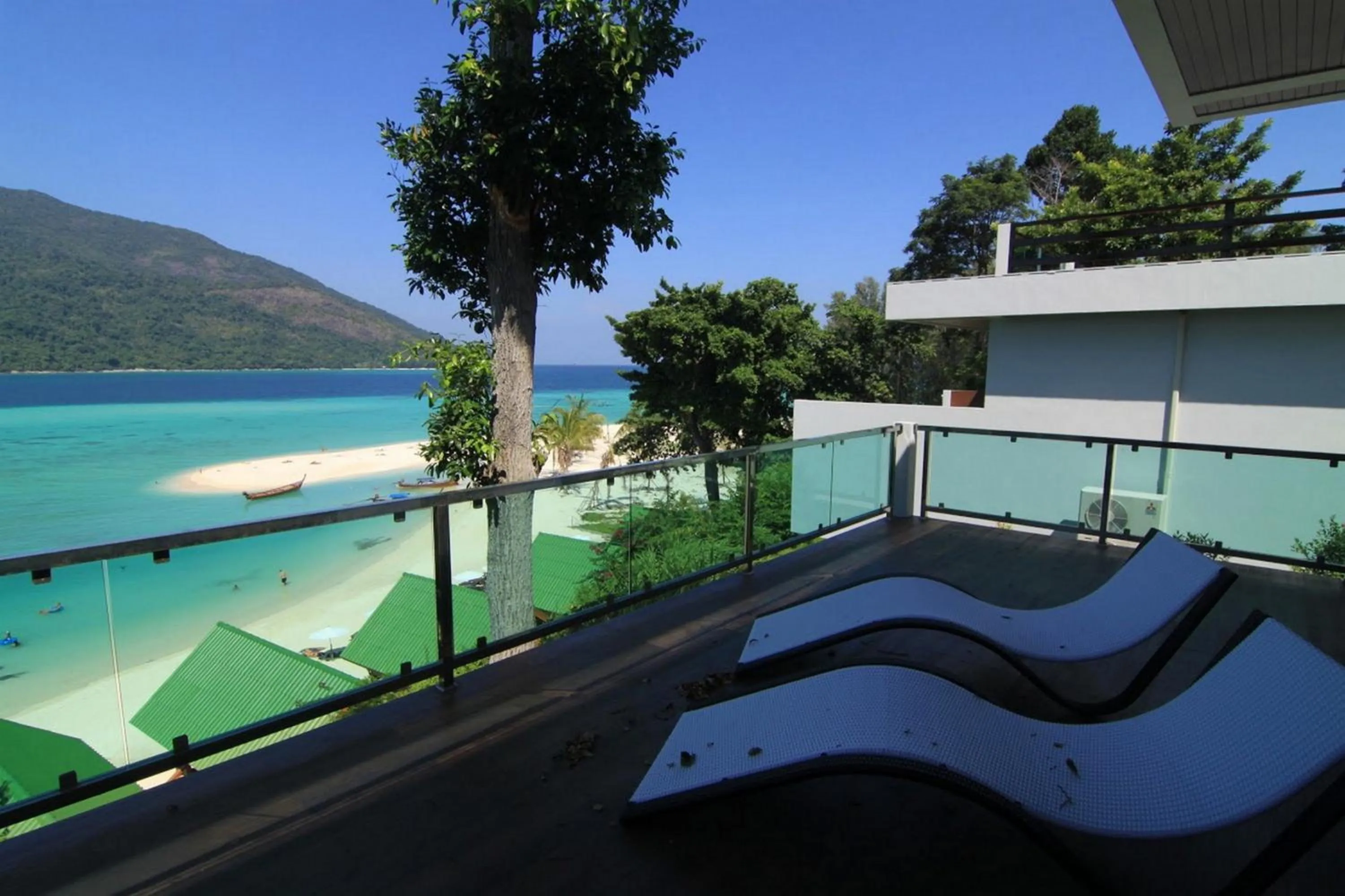 Facade/entrance in Mountain Resort Koh Lipe