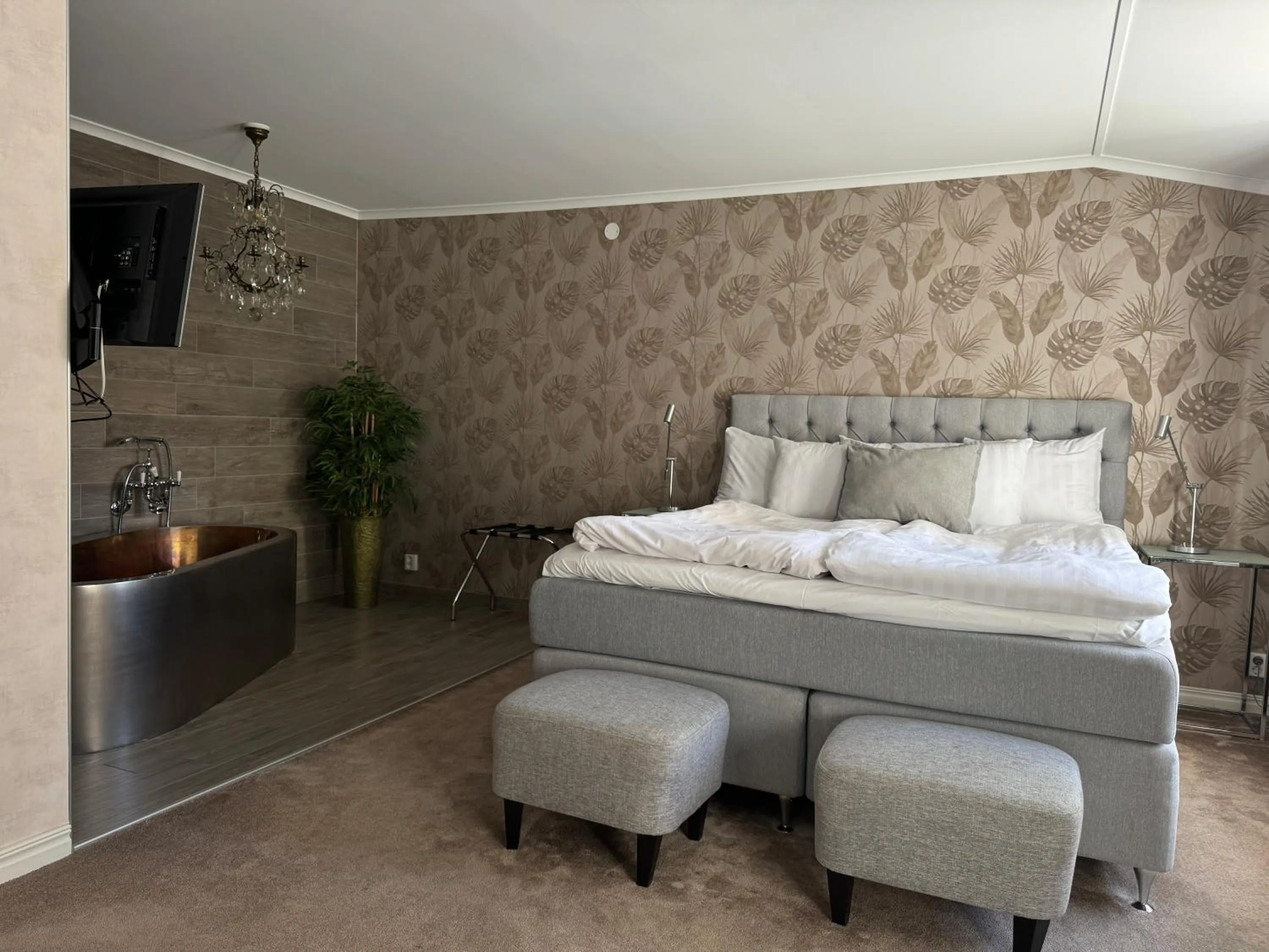 Photo of the whole room, Bed in Hotell Vaxblekaregården