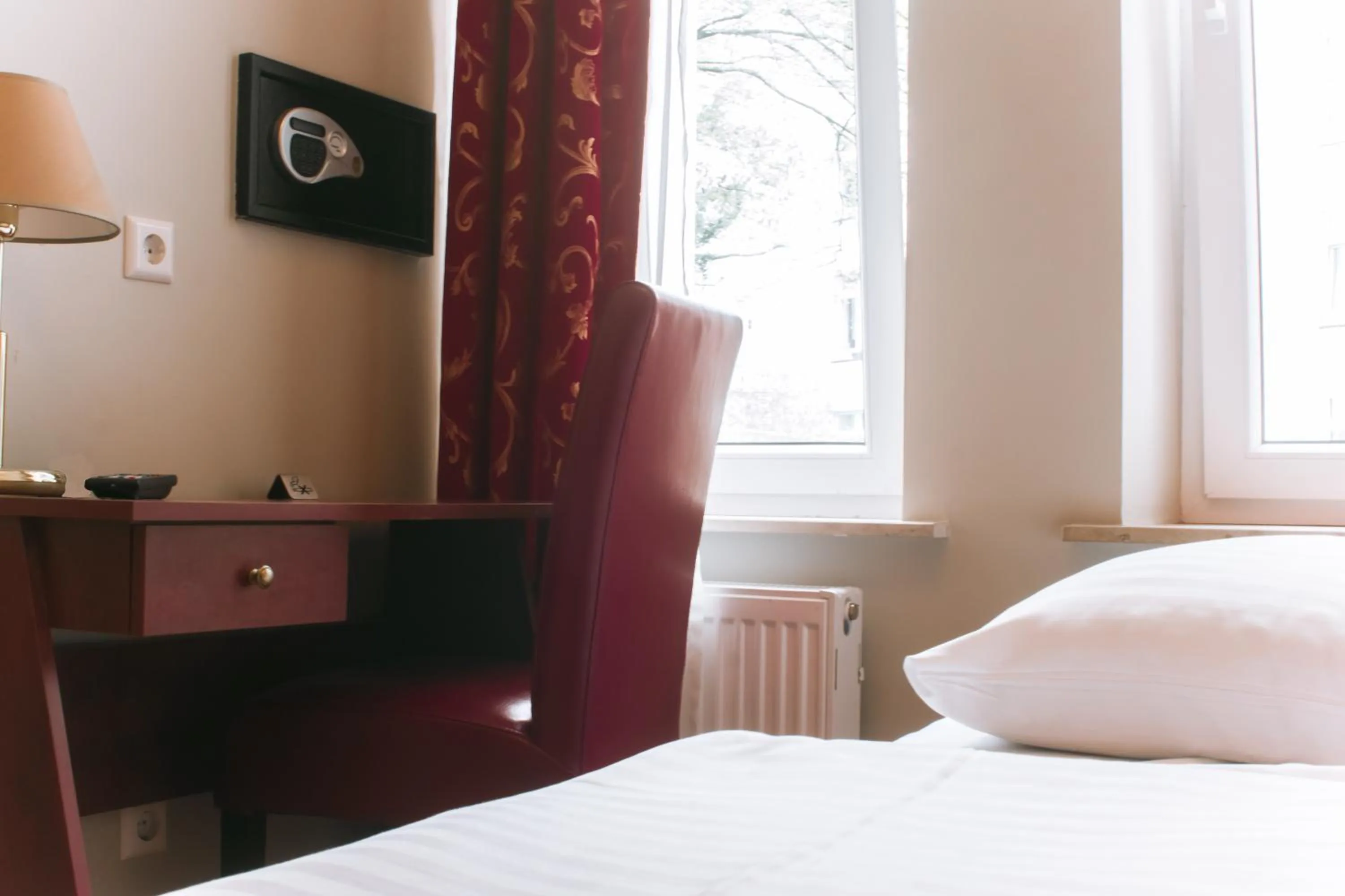 Bedroom, Bed in Merite Hotels Hamburg Altona GmbH