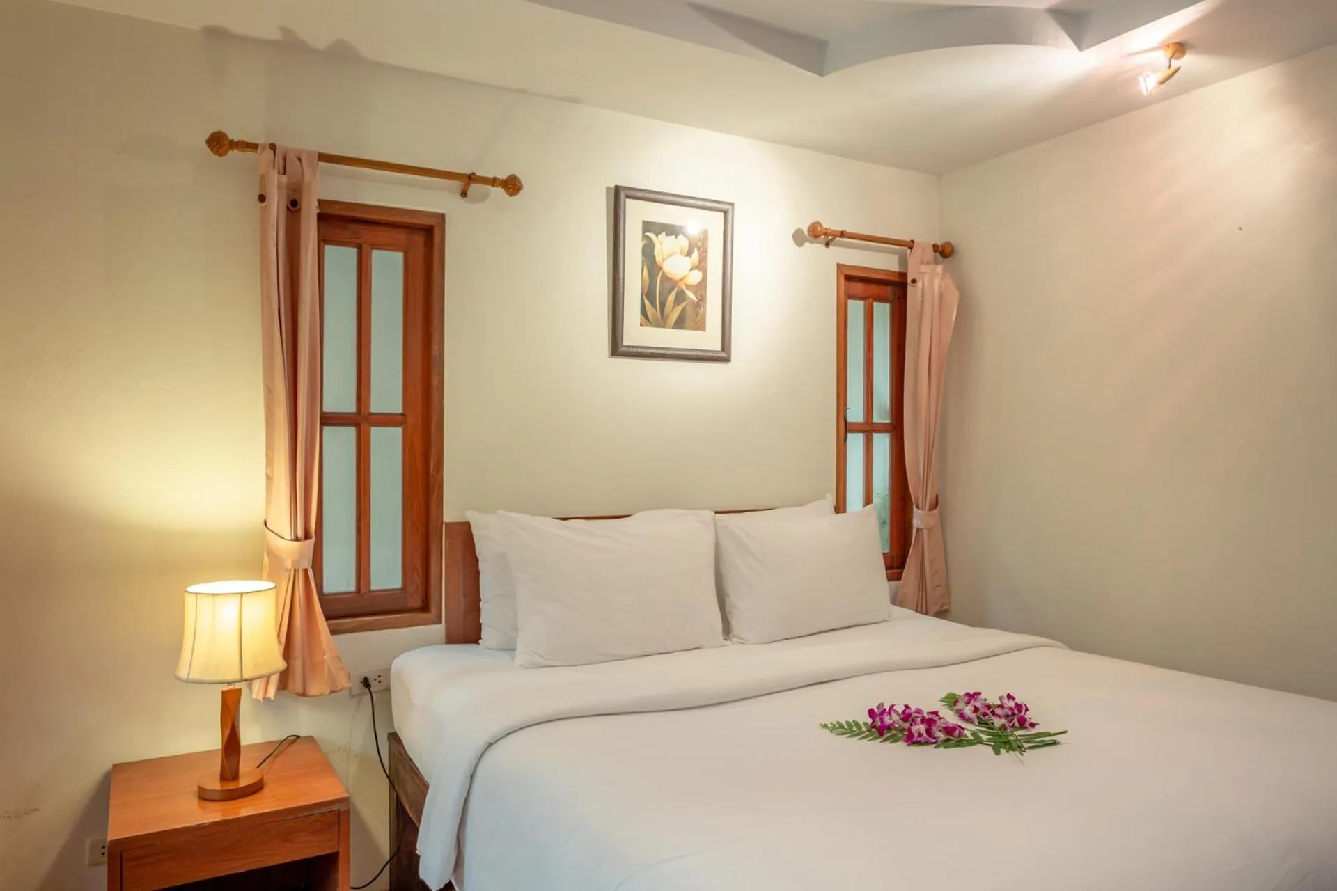 Bed in Bangtao Village Resort - SHA