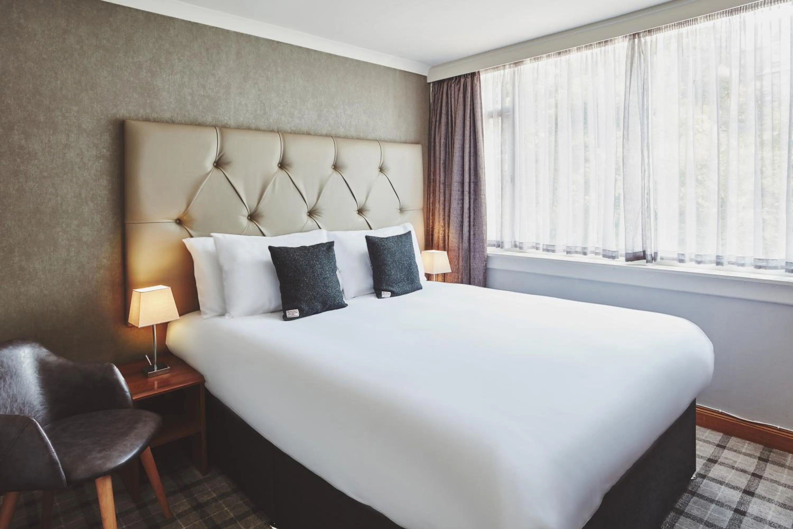 Bedroom, Bed in The Scot