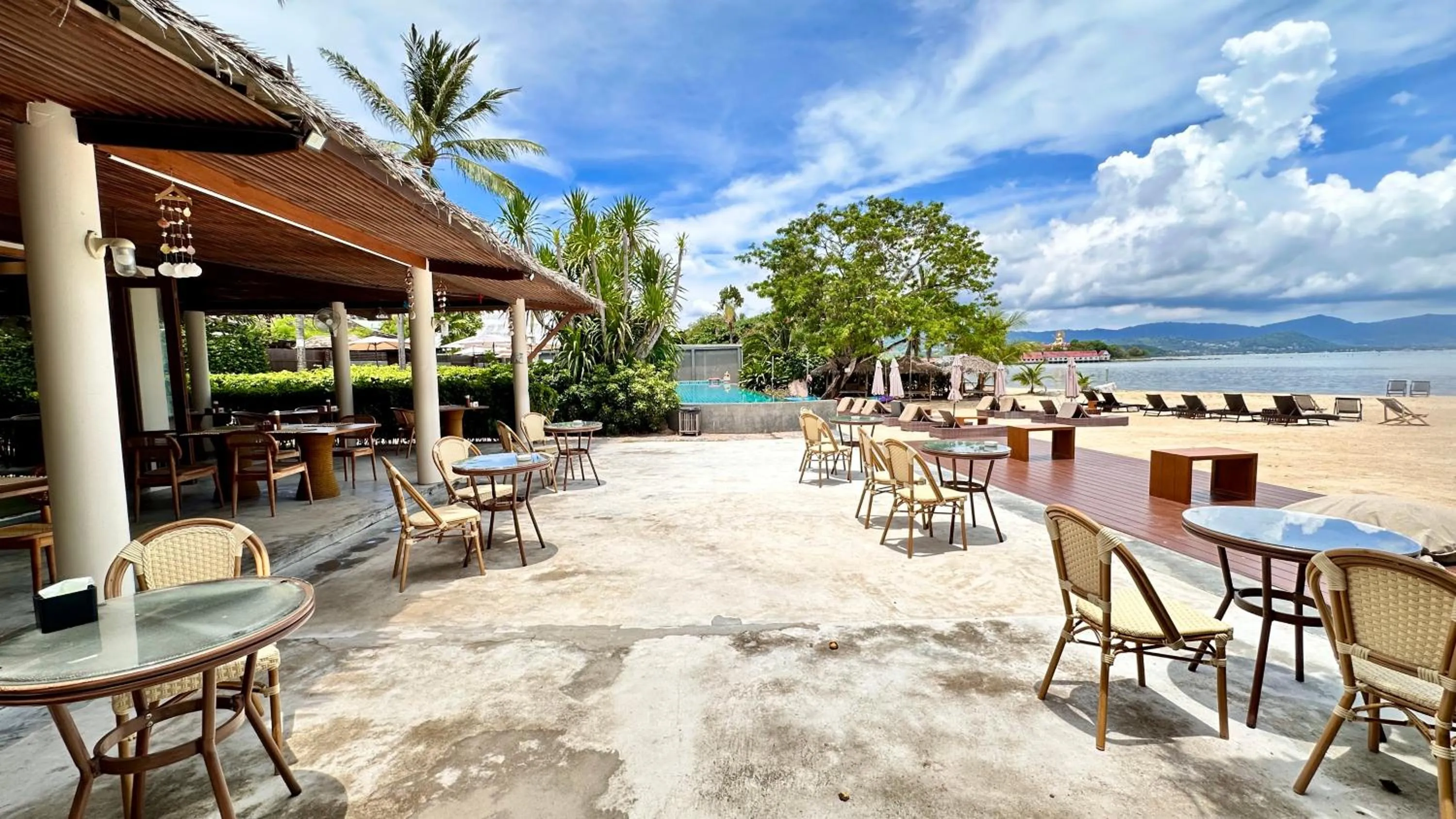 Restaurant/places to eat in Deva Beach Resort Samui