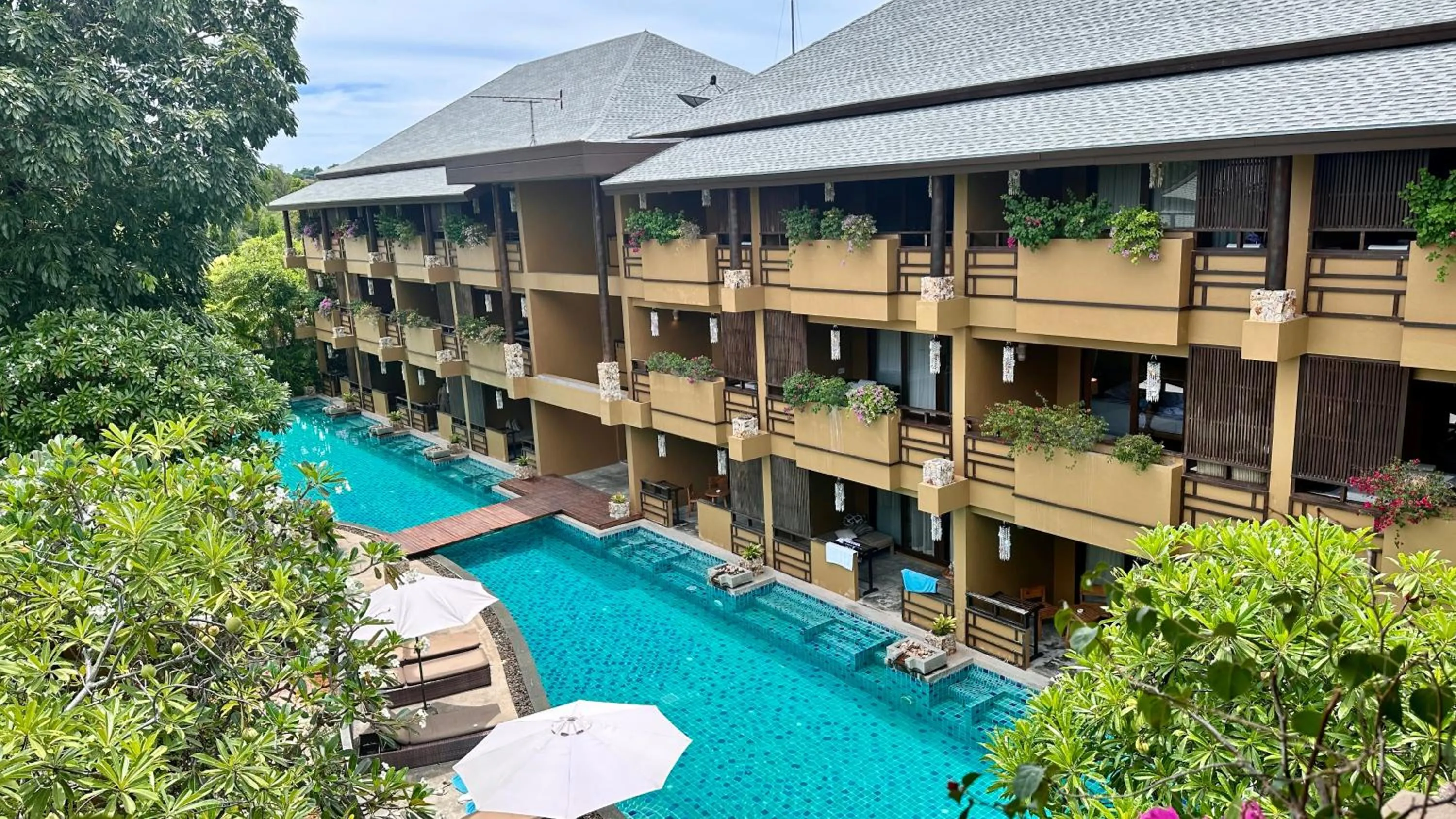 Property building in Deva Beach Resort Samui