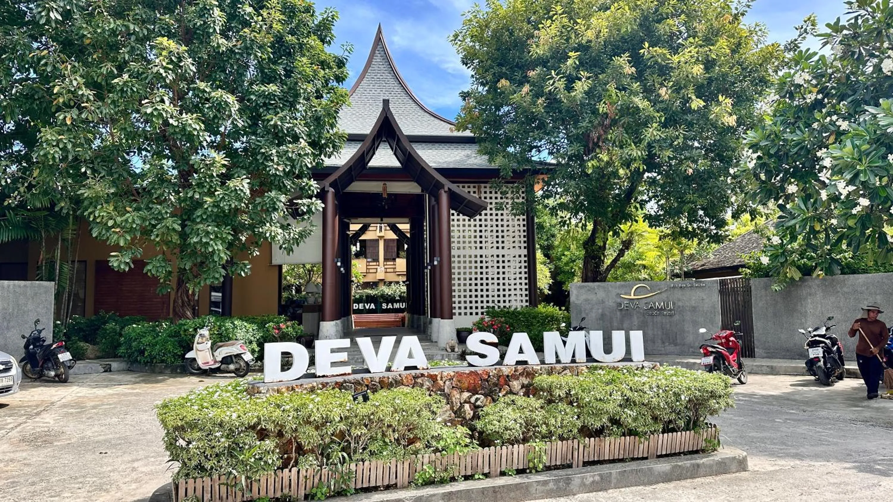 Lobby or reception in Deva Beach Resort Samui