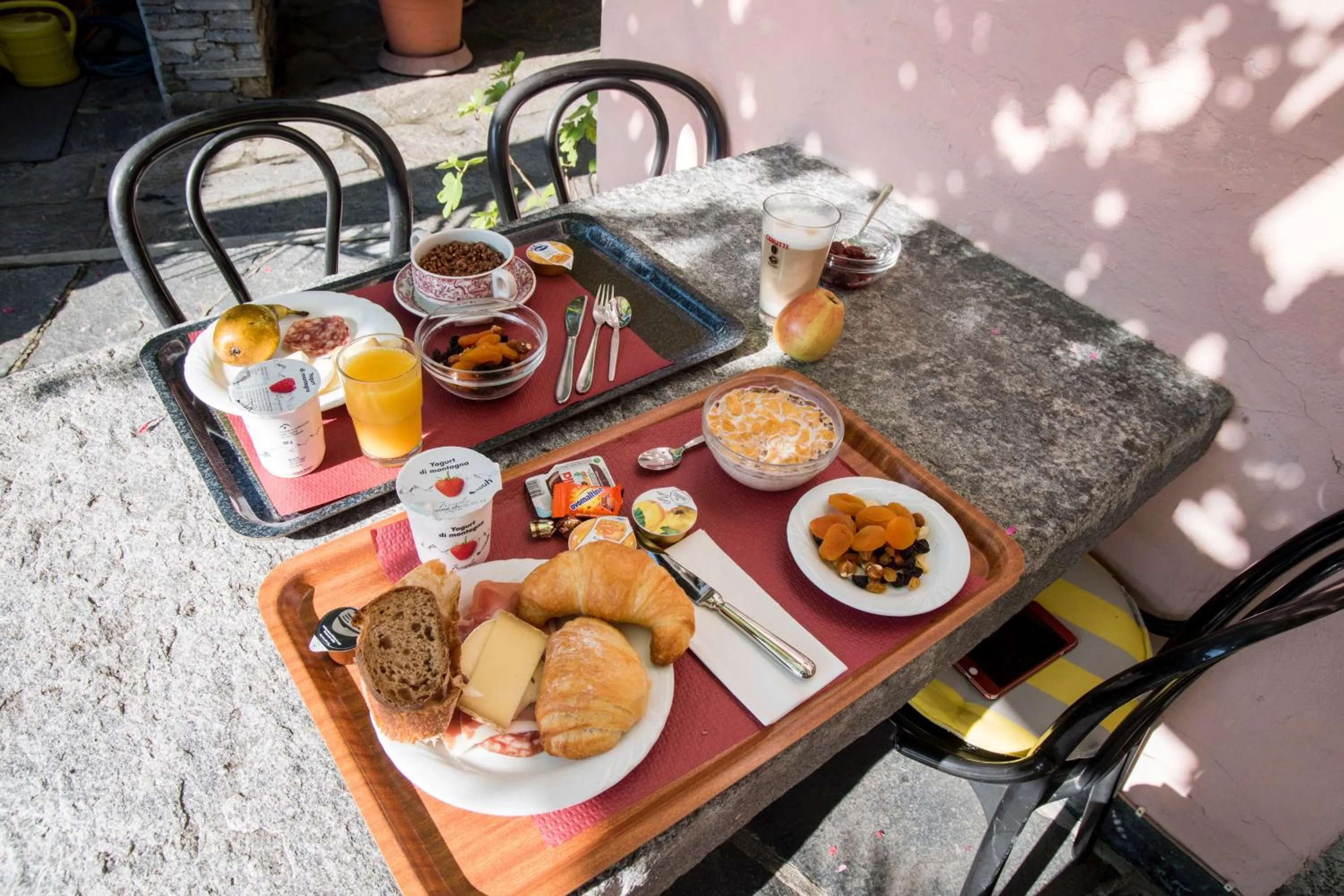 Restaurant/places to eat in Hotel Antico