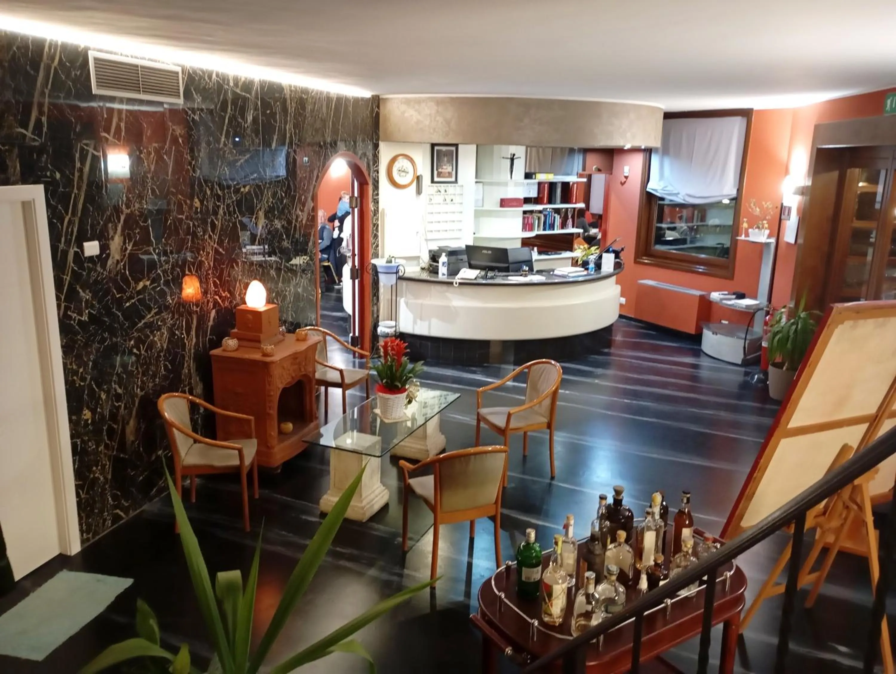 Restaurant/places to eat in Il Leone D'Oro