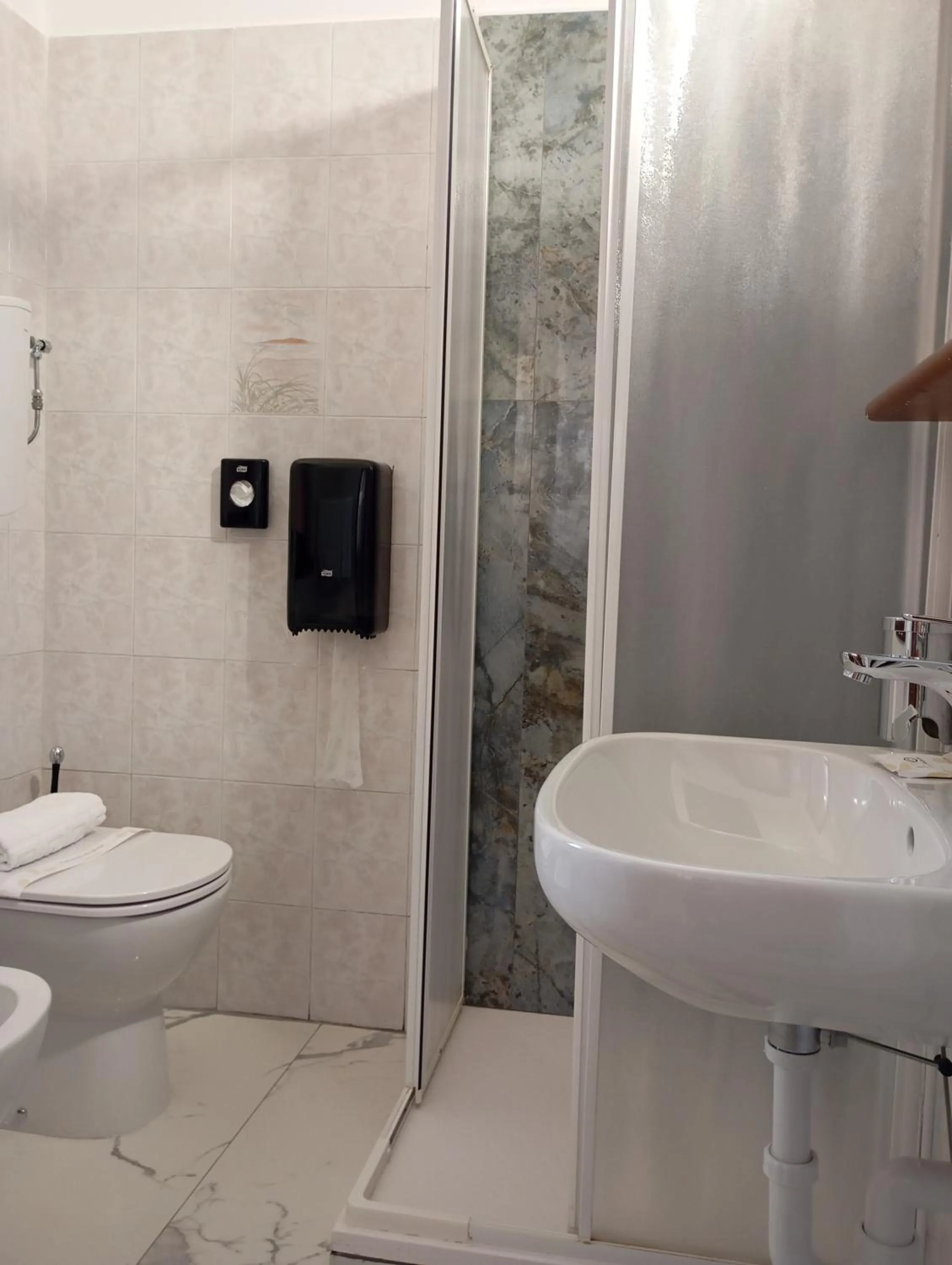 Shower in Il Leone D'Oro