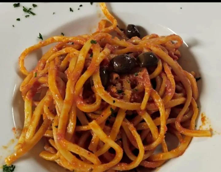 Restaurant/places to eat in Il Leone D'Oro