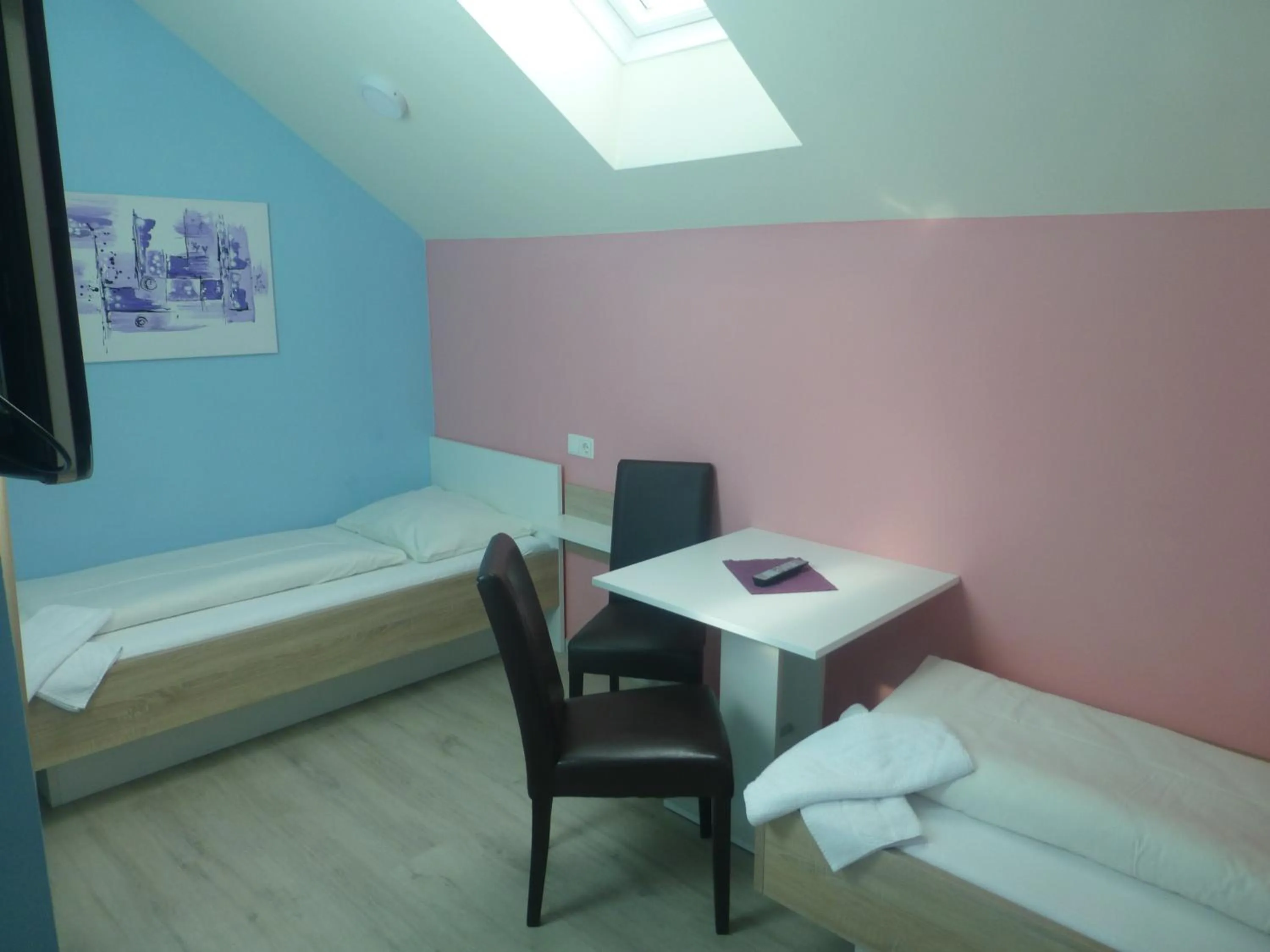 Bed in ROSSLWIRT-Rast