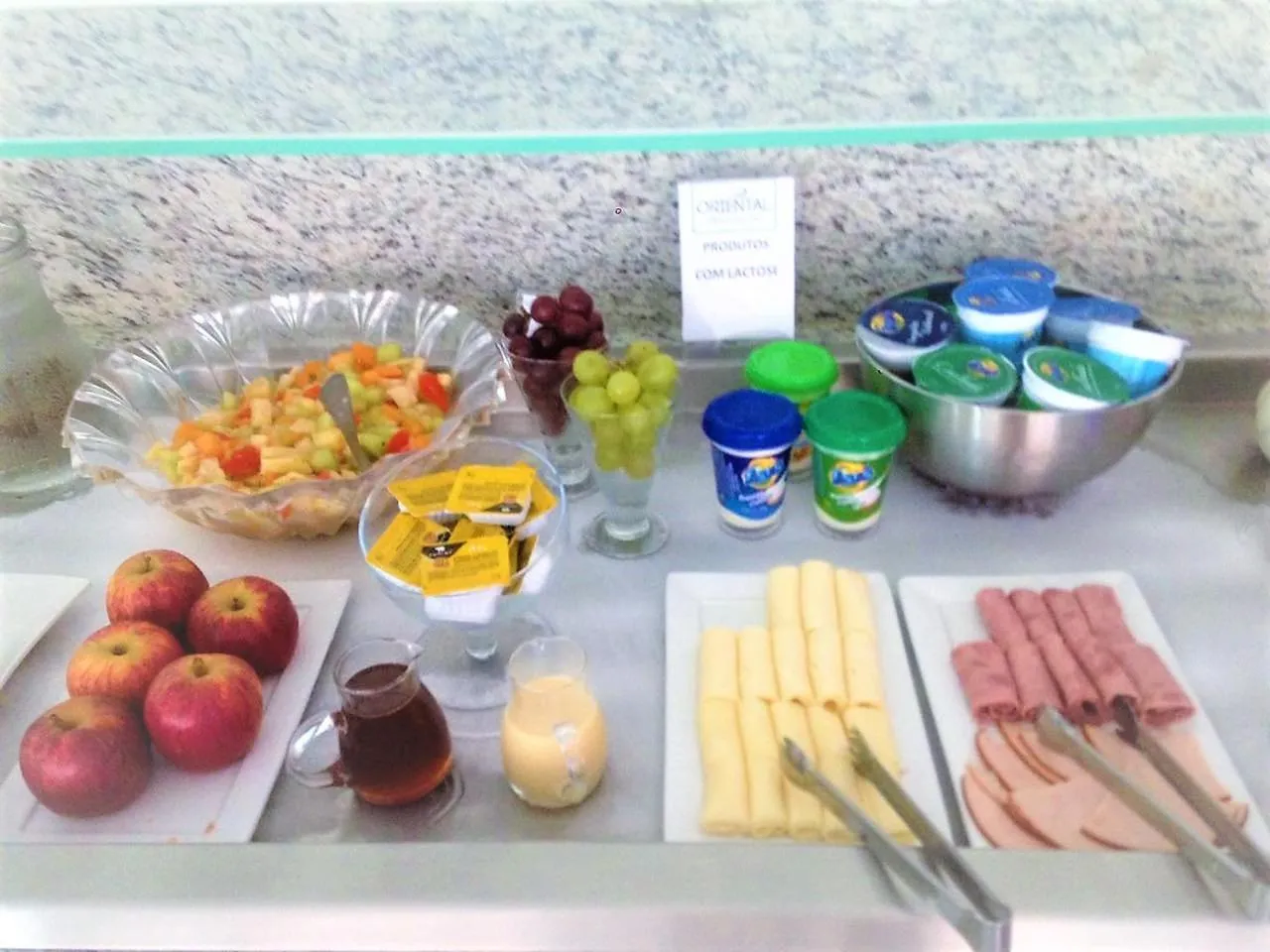 Buffet breakfast in Oriental Praia Hotel