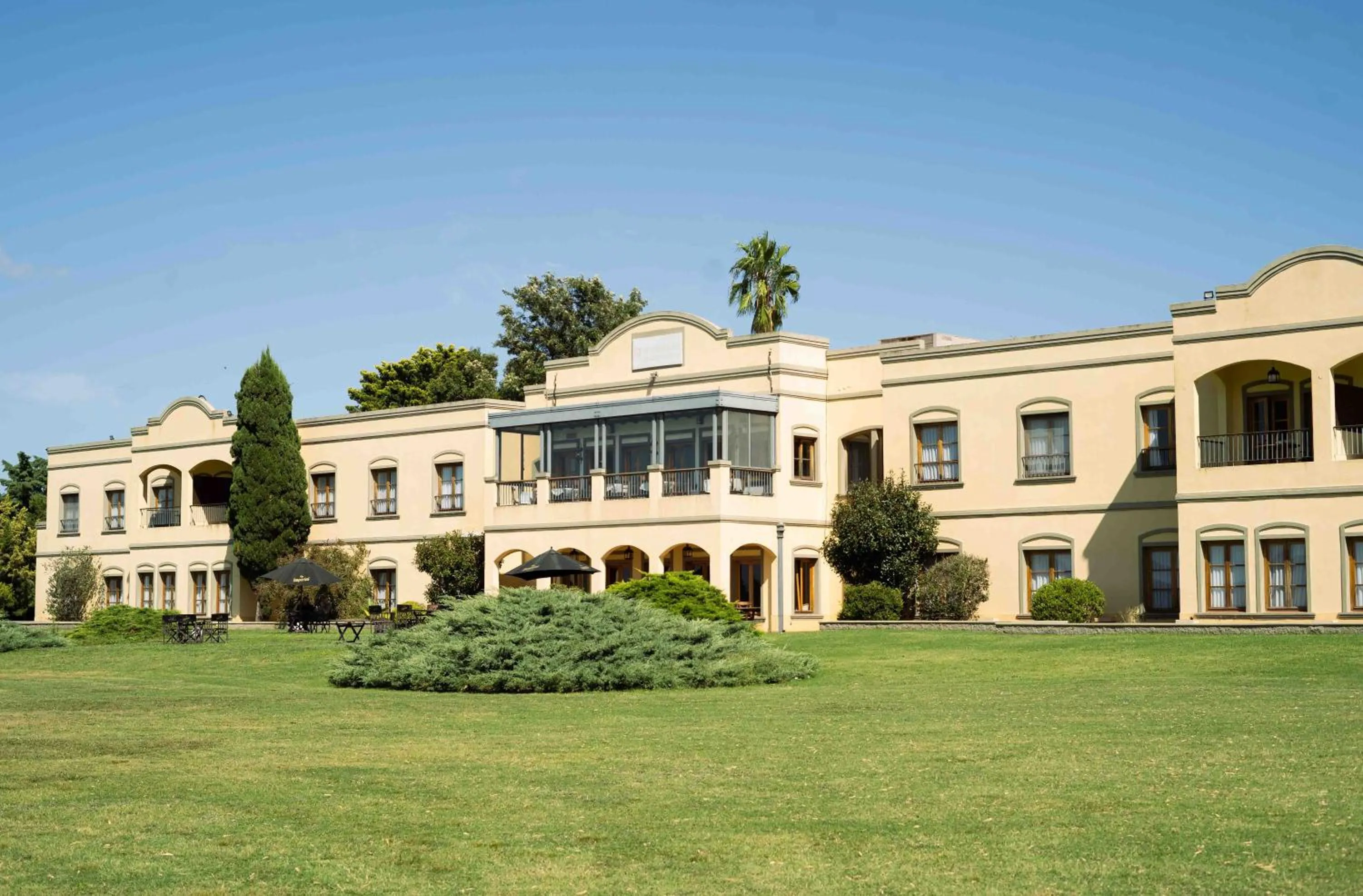 Property building in Wyndham Garden Luján