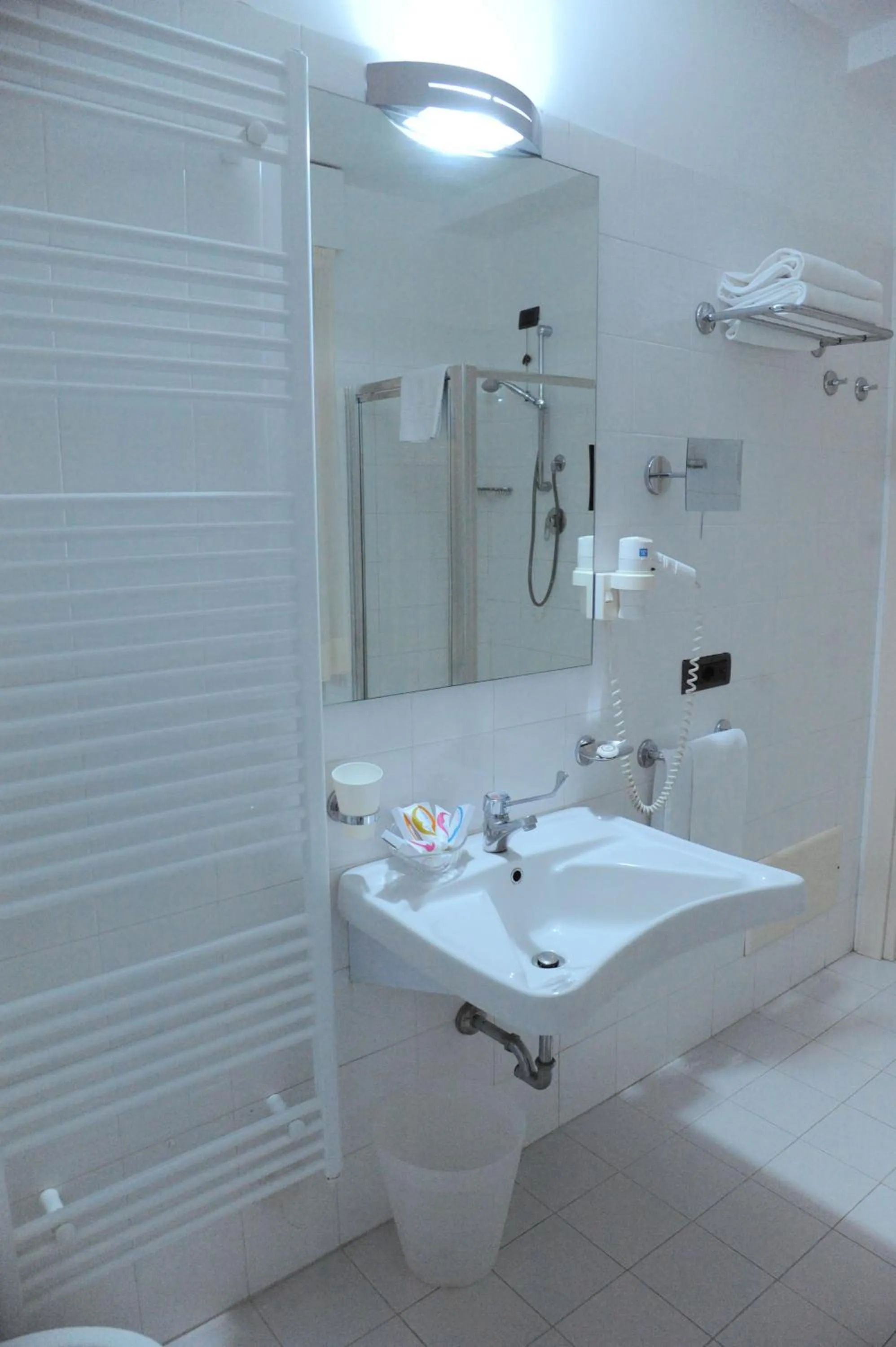 Bathroom in Hotel Chiaraluna