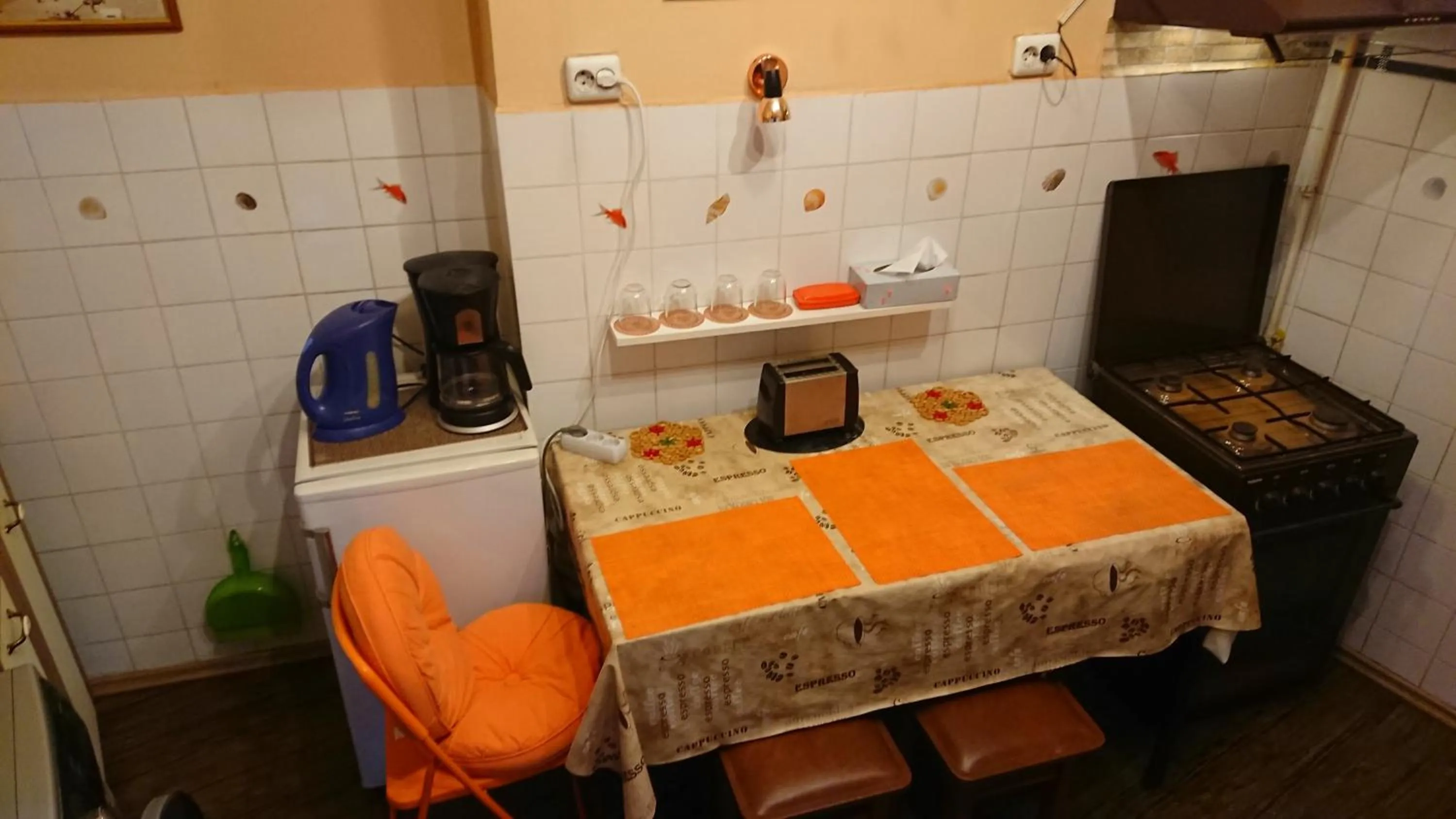 Coffee/tea facilities in RomPromo Plus Accommodation