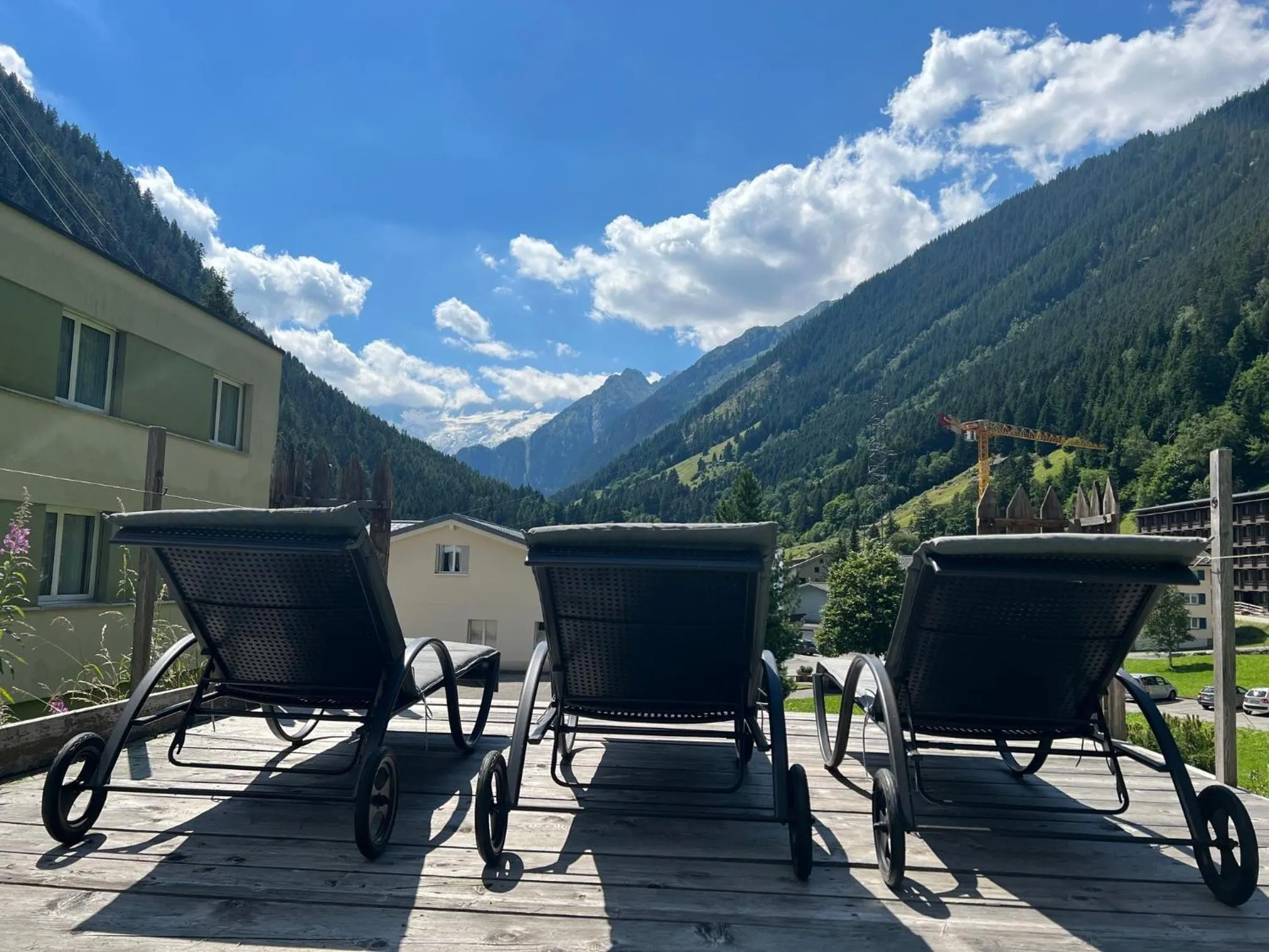 Garden in Weisses Rössli only Bed & Breakfast self check-in mit Sauna extra